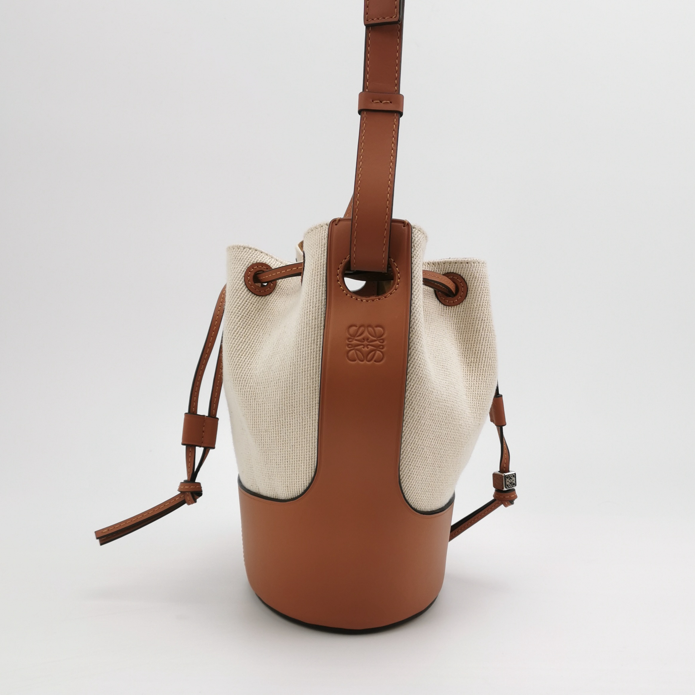 Loewe Balloon Bucket Bag Canvas and Leather Small — photo 4 of 12
