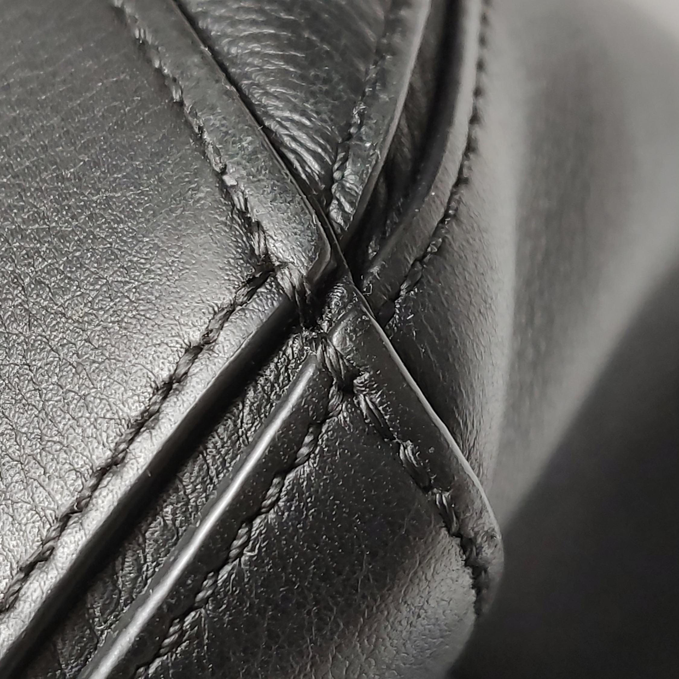 Loewe Puzzle Bag Leather Small — photo 22 of 24