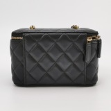 Chanel Coco Casino Vanity Case with Chain Quilted Caviar Small — thumbnail 5