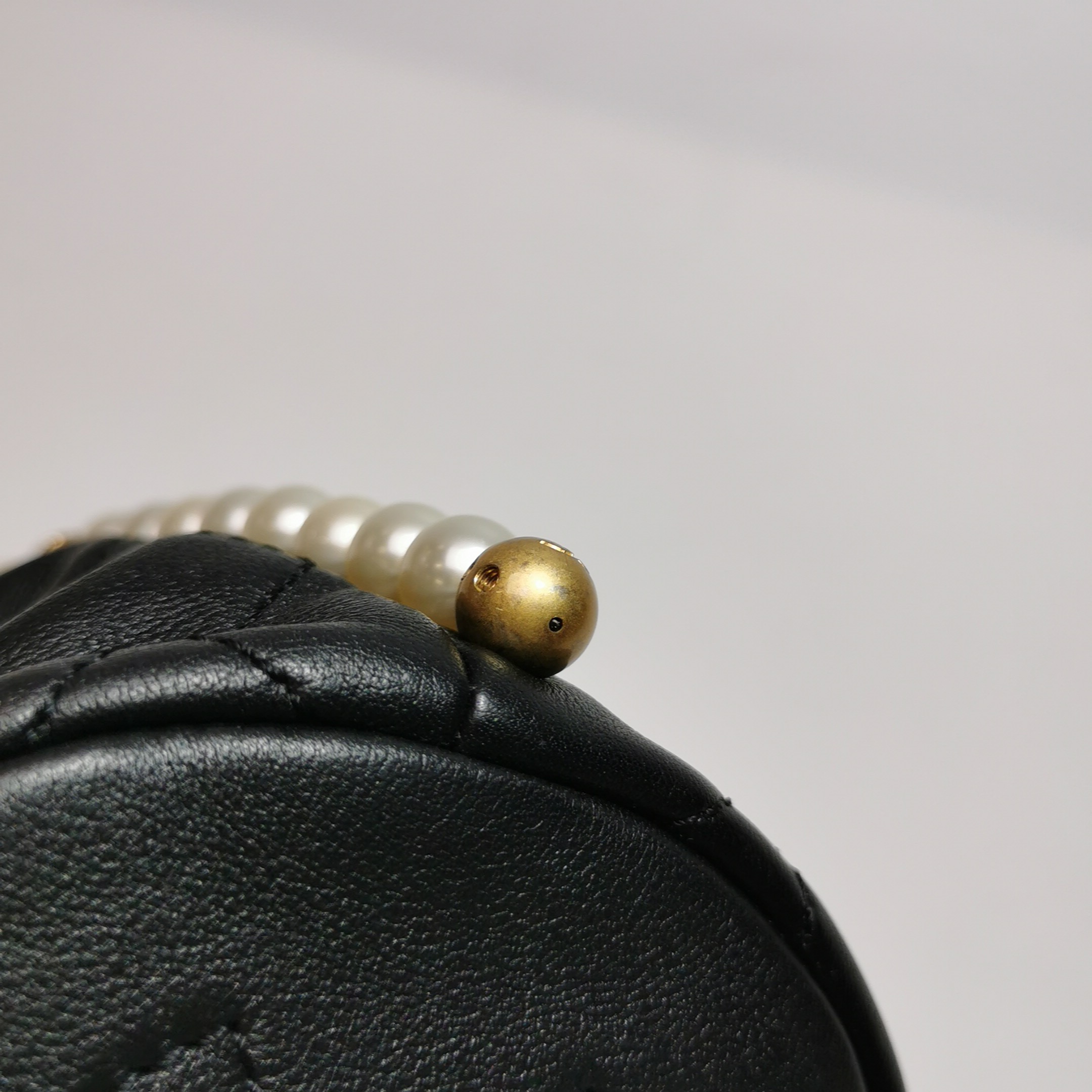 Chanel About Pearls Bucket Bag Quilted Calfskin Mini — photo 11 of 16