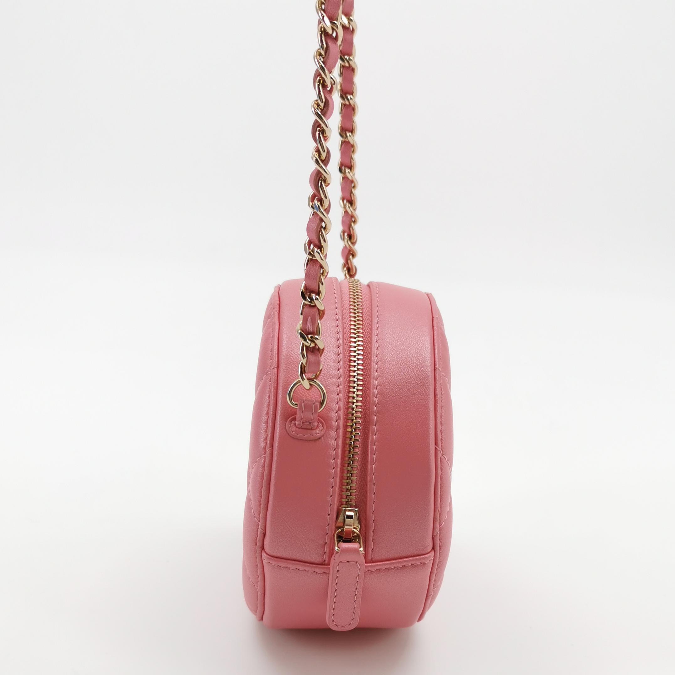 Chanel Round Clutch with Chain Quilted Caviar — photo 4 of 14