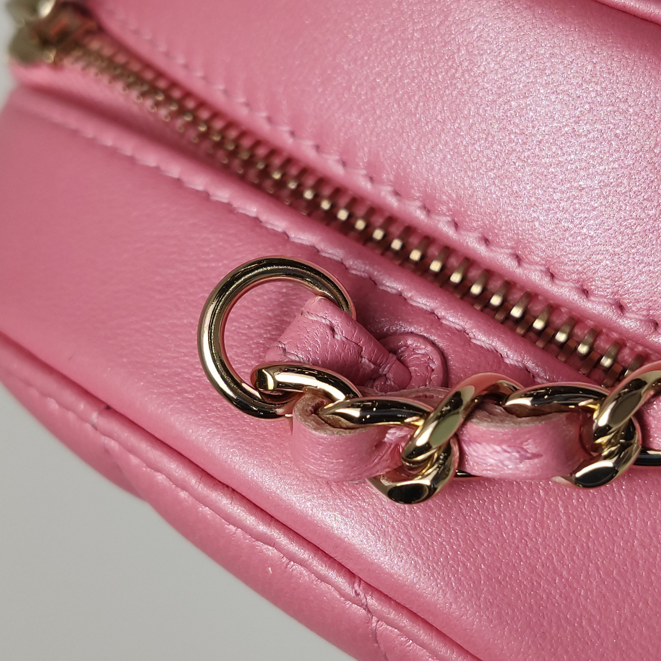 Chanel Round Clutch with Chain Quilted Caviar — photo 11 of 14