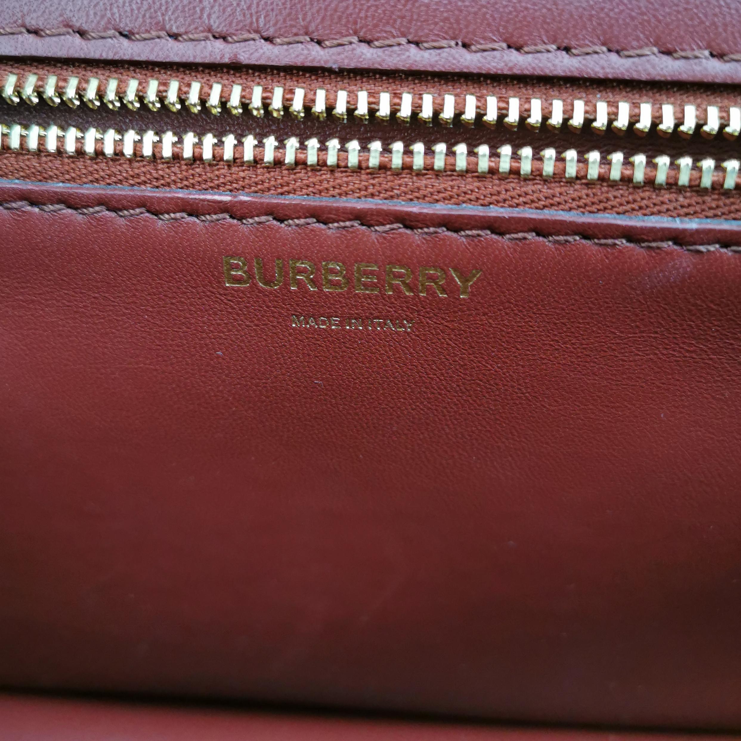 Burberry TB Flap Bag Leather Small — photo 8 of 25