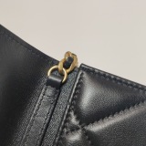 Chanel 19 Clutch With Chain Quilted Lambskin — thumbnail 17