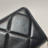 Chanel 19 Clutch With Chain Quilted Lambskin — thumbnail 18