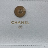 Chanel 19 Clutch With Chain Quilted Lambskin — thumbnail 8