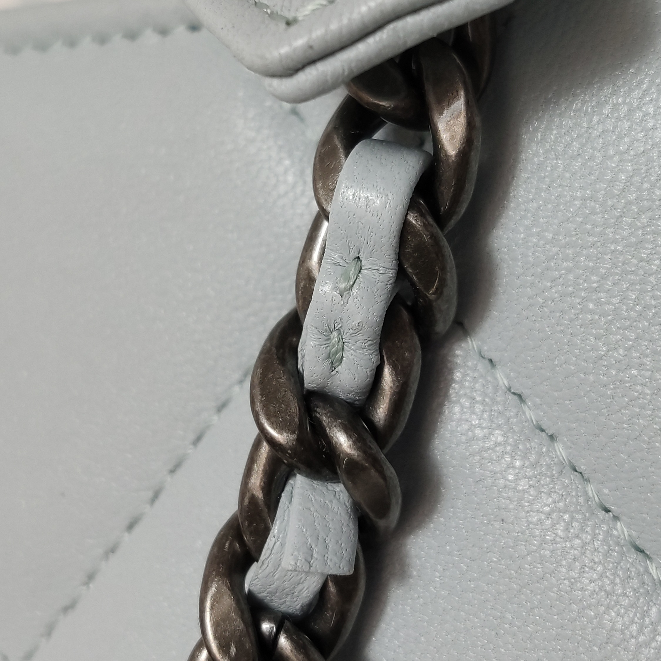 Chanel 19 Clutch With Chain Quilted Lambskin — photo 15 of 15