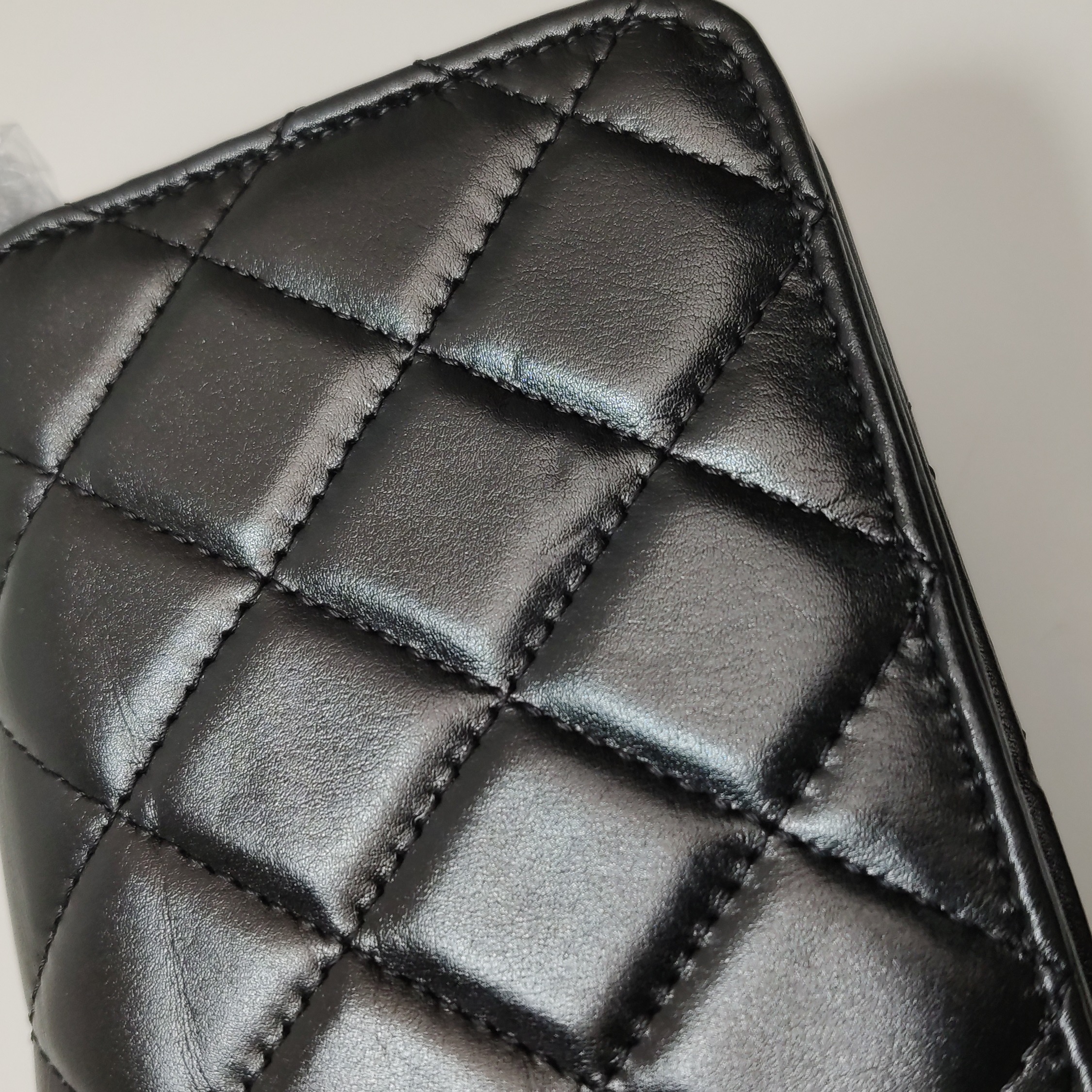 Chanel Pearl Strap CC Wallet on Chain Quilted Calfskin — photo 13 of 15