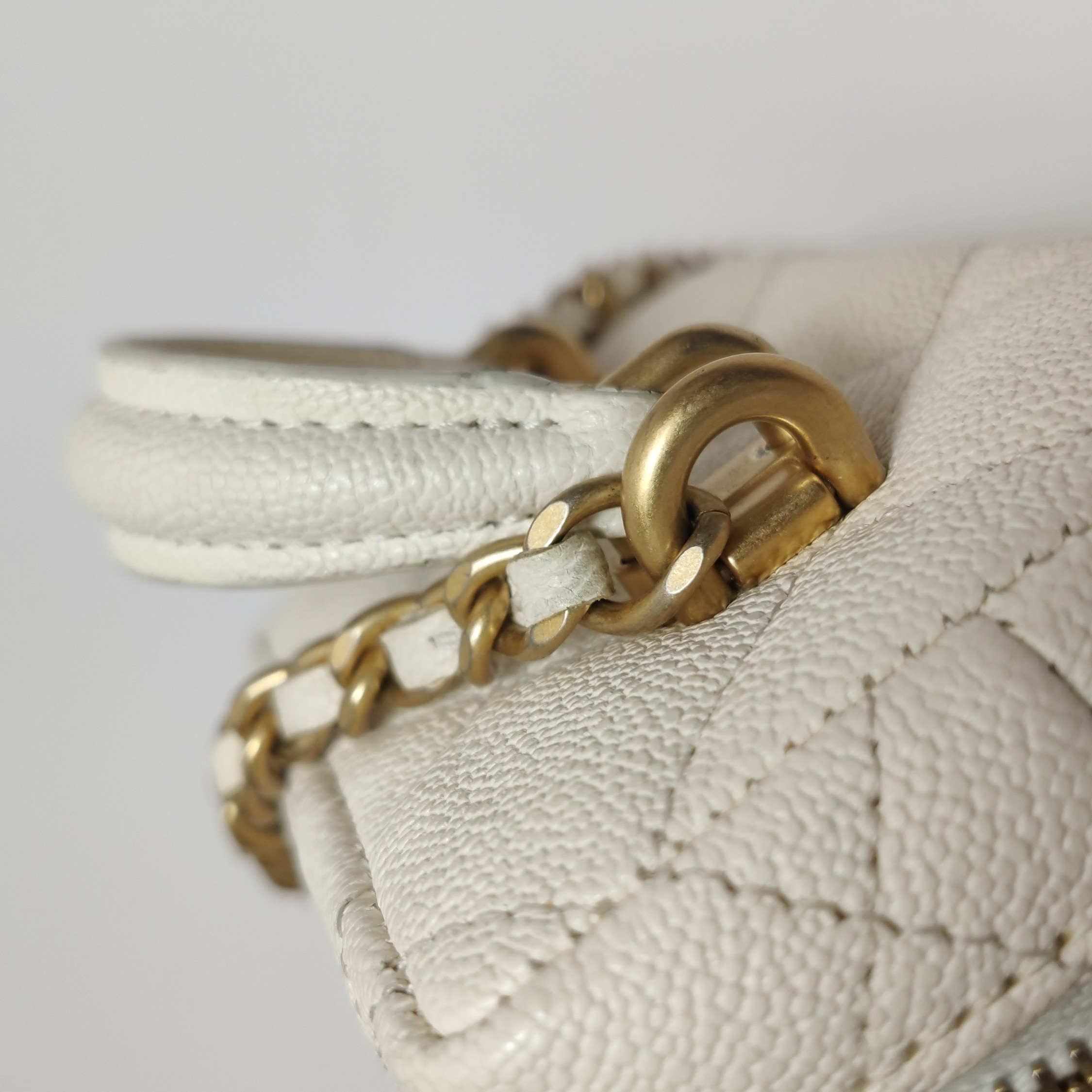 CHANEL Trendy CC Top Handle Vanity Case Quilted Cowhide leather — photo 11 of 24