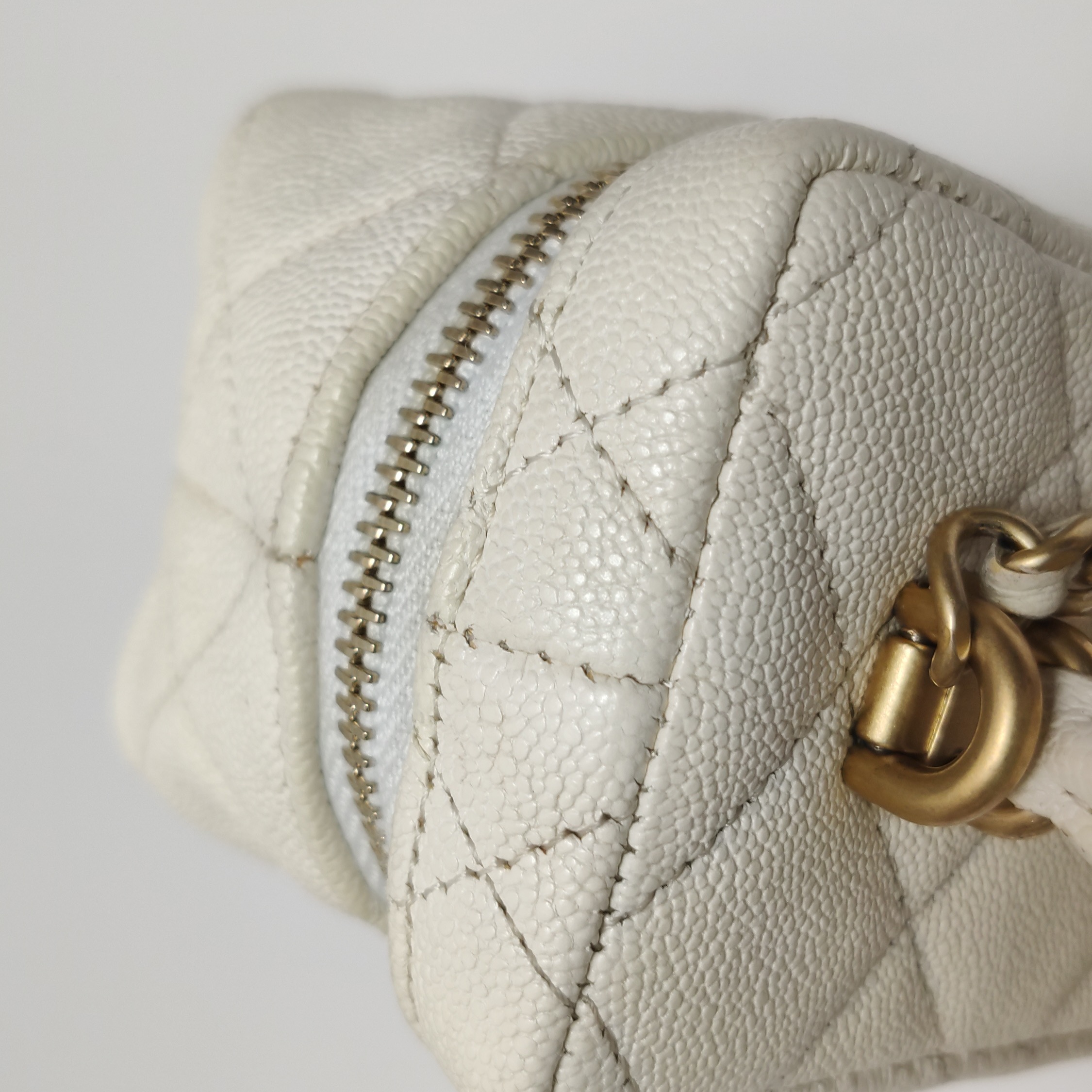 CHANEL Trendy CC Top Handle Vanity Case Quilted Cowhide leather — photo 24 of 24