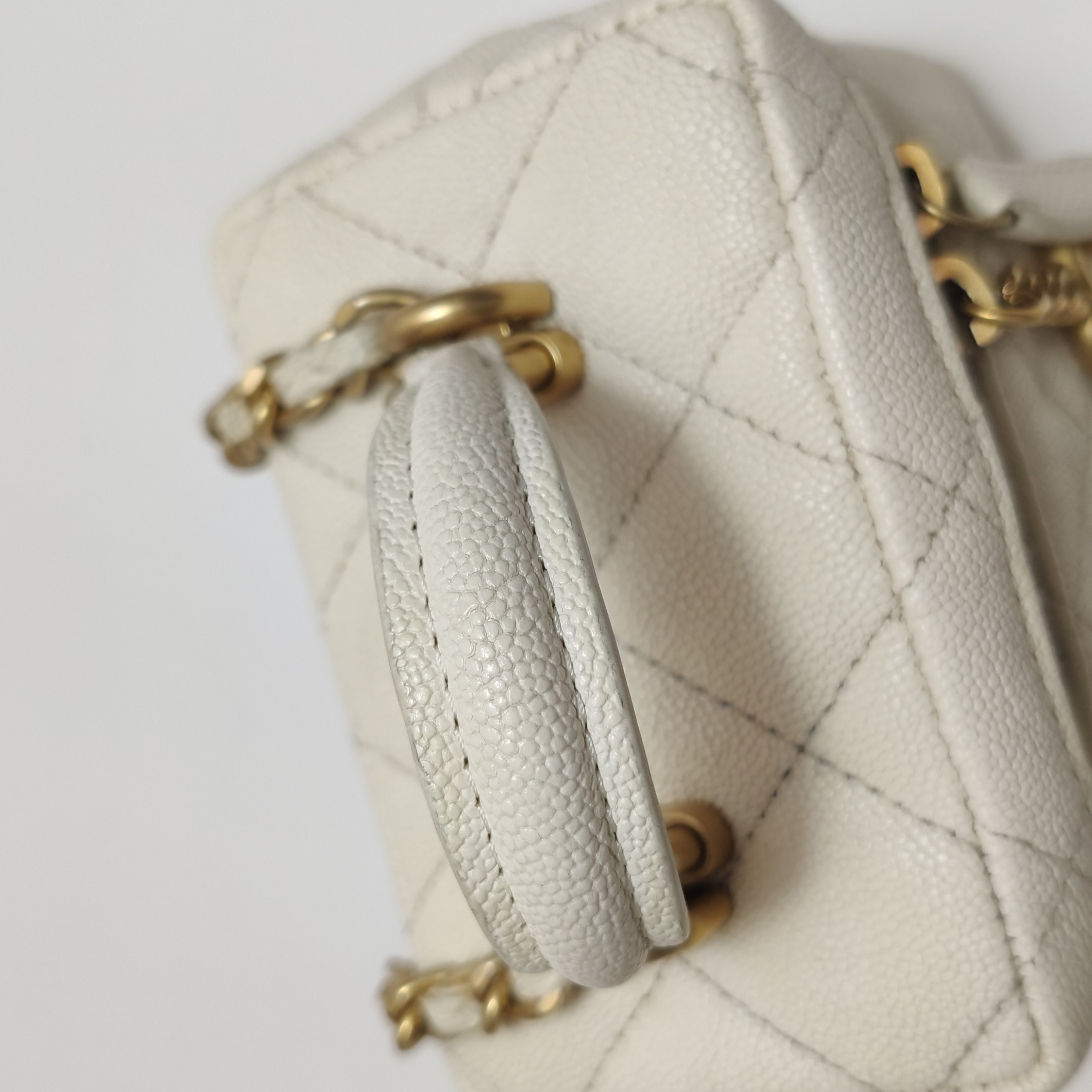 CHANEL Trendy CC Top Handle Vanity Case Quilted Cowhide leather — photo 12 of 24