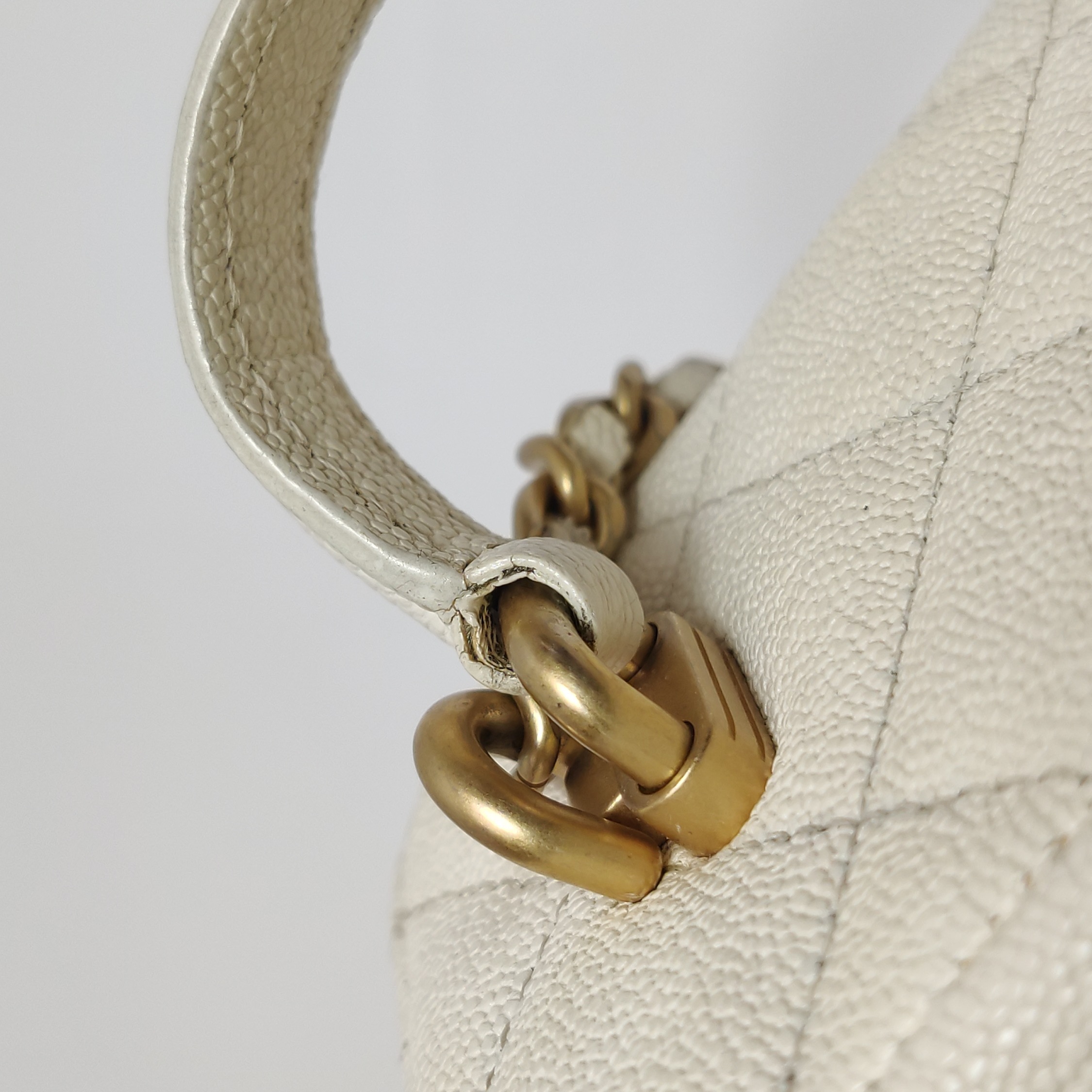 CHANEL Trendy CC Top Handle Vanity Case Quilted Cowhide leather — photo 15 of 24