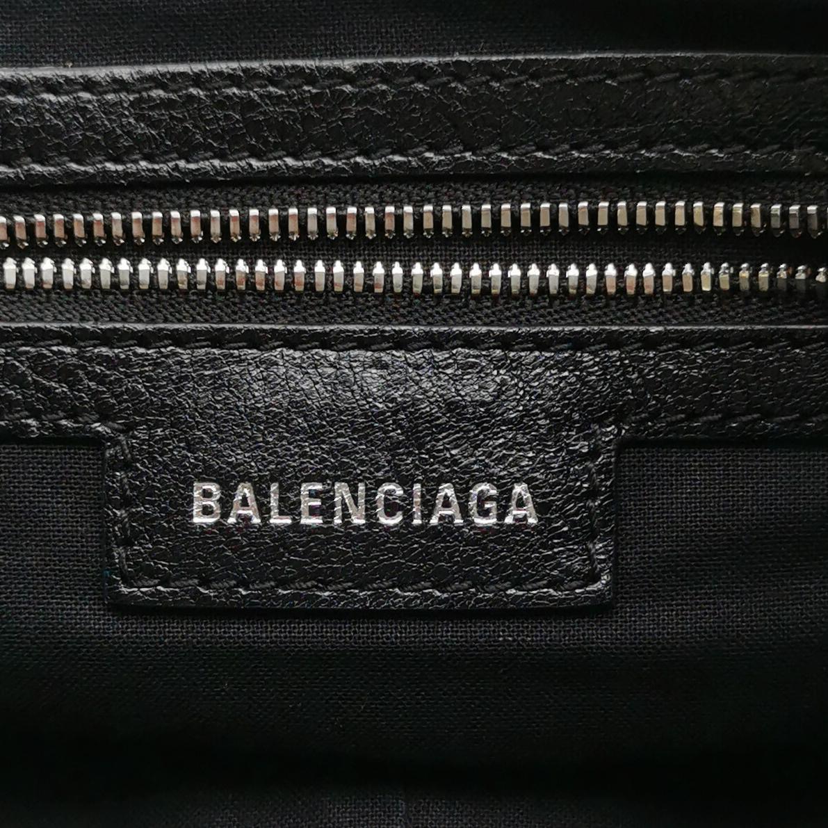 Balenciaga Le Cagole Giant Studs Shoulder Bag Leather Small — photo 9 of 25