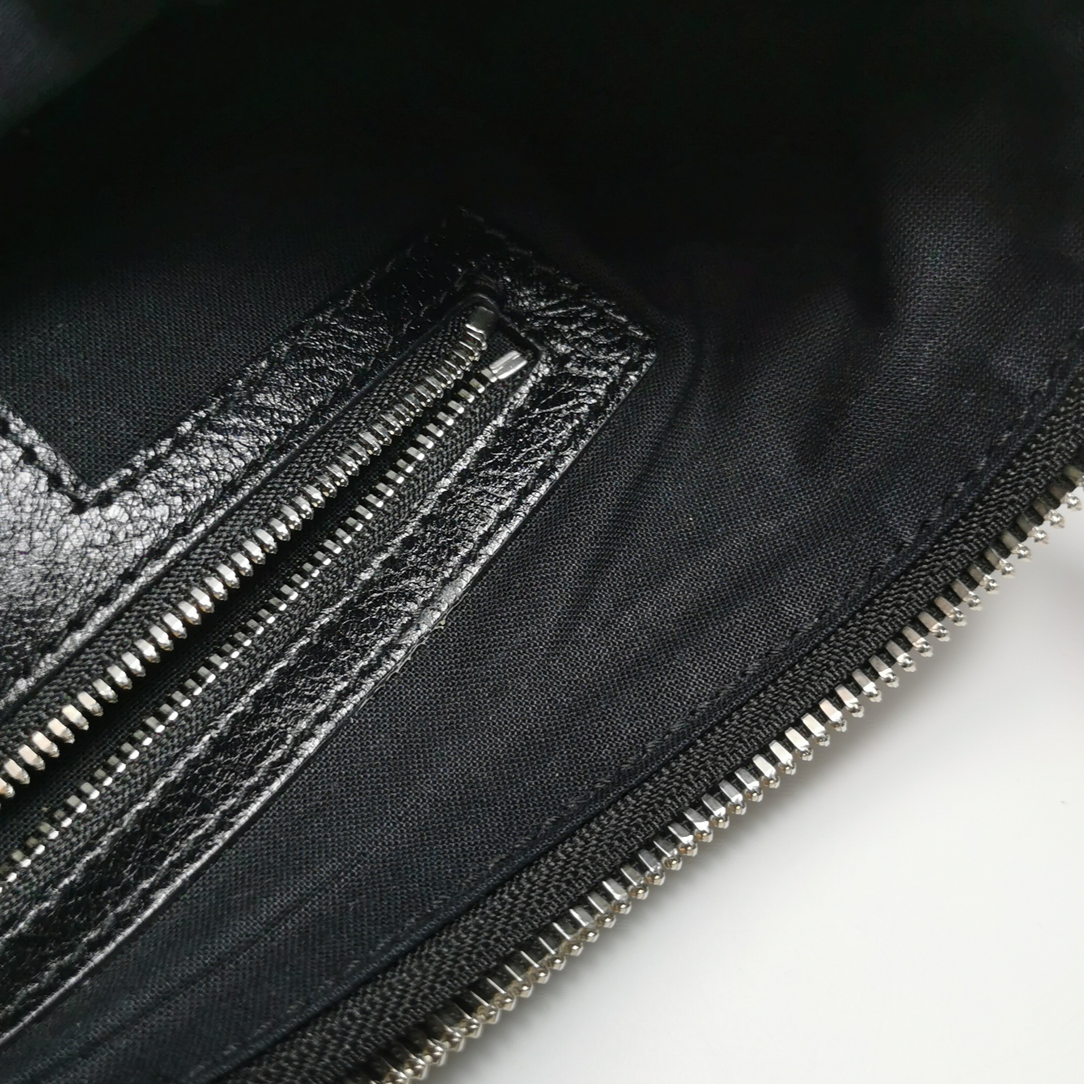 Balenciaga Le Cagole Giant Studs Shoulder Bag Leather Small — photo 15 of 25