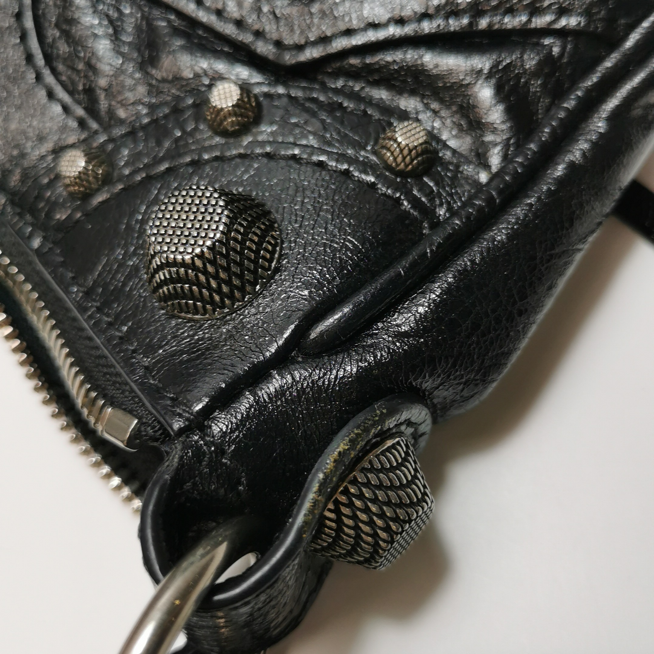 Balenciaga Le Cagole Giant Studs Shoulder Bag Leather Small — photo 17 of 25
