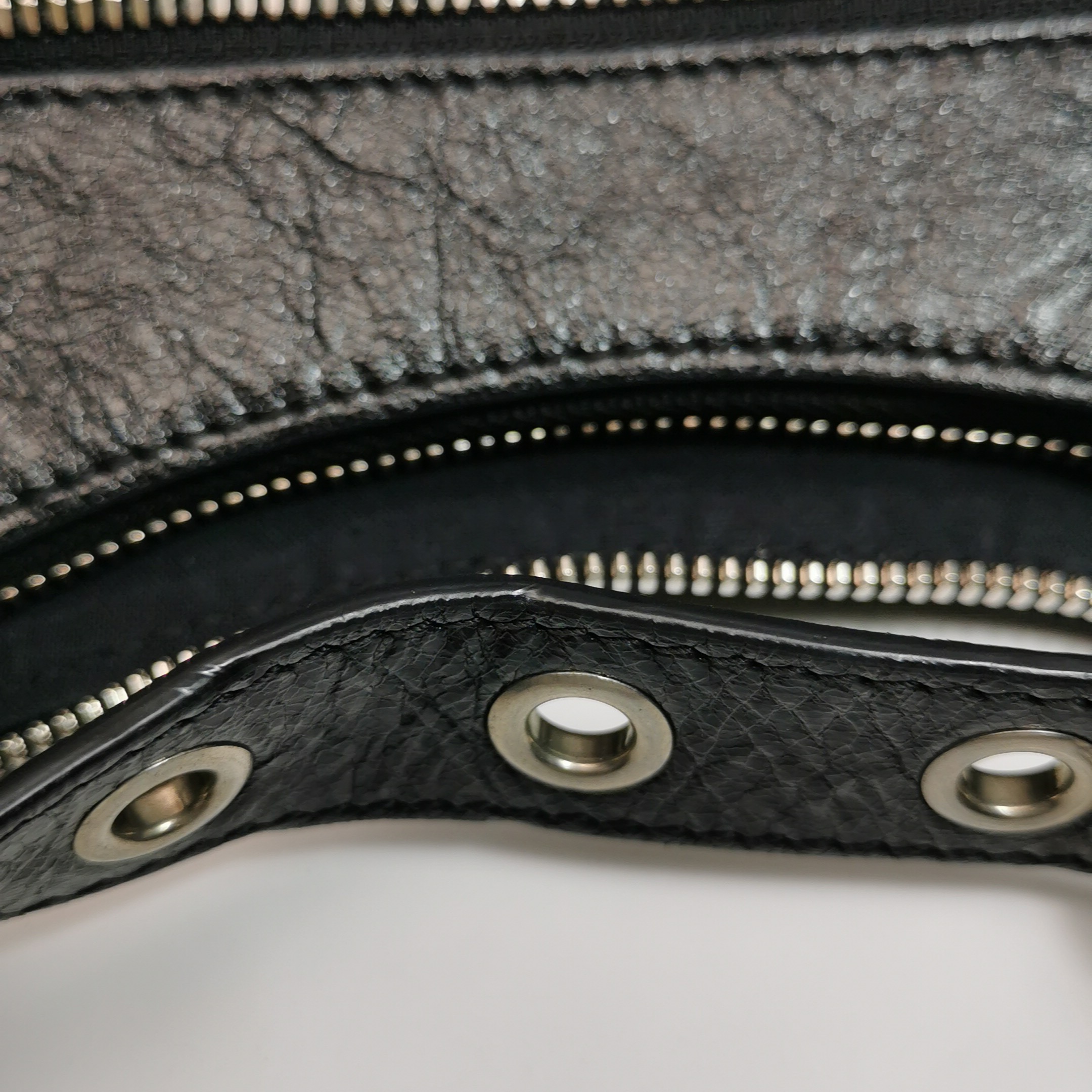 Balenciaga Le Cagole Giant Studs Shoulder Bag Leather Small — photo 18 of 25