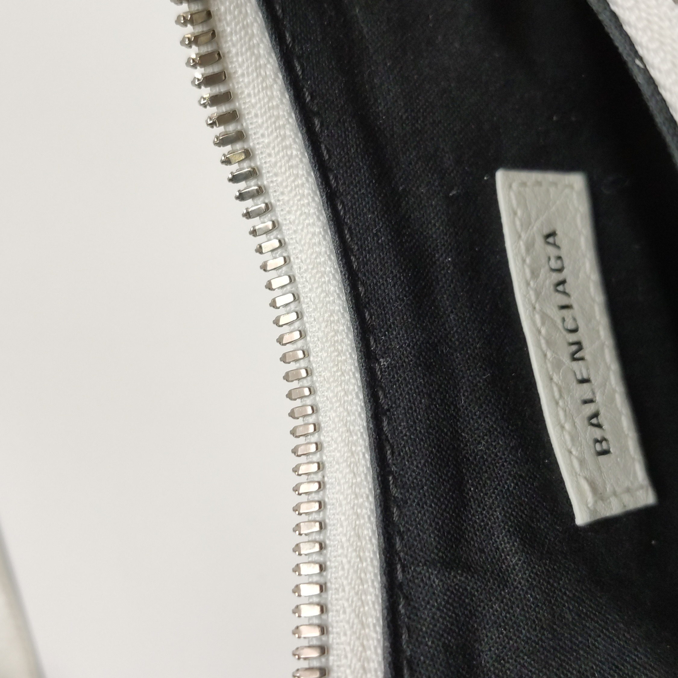Balenciaga Le Cagole Giant Studs Shoulder Bag Leather XS — photo 10 of 23