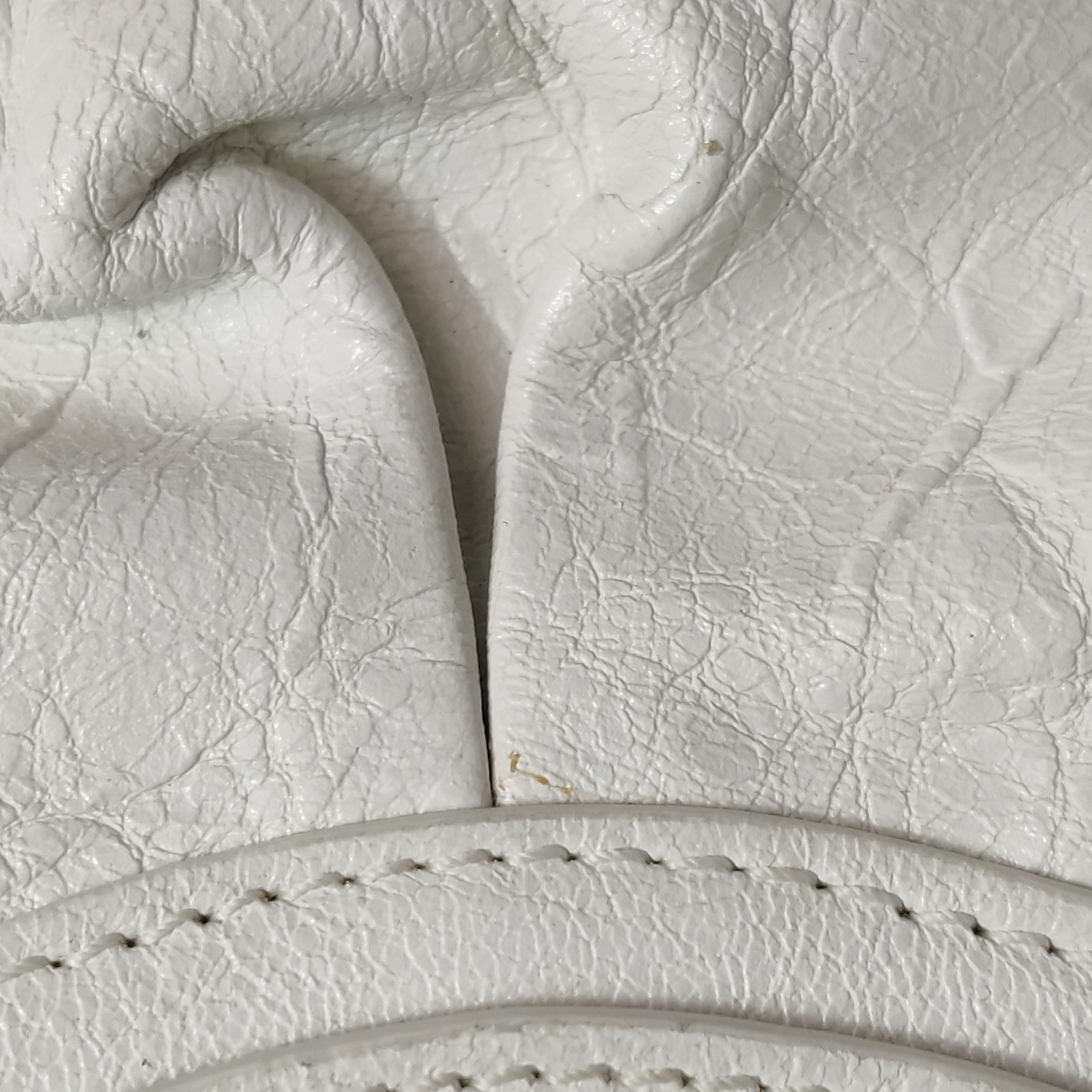 Balenciaga Le Cagole Giant Studs Shoulder Bag Leather XS — photo 11 of 23