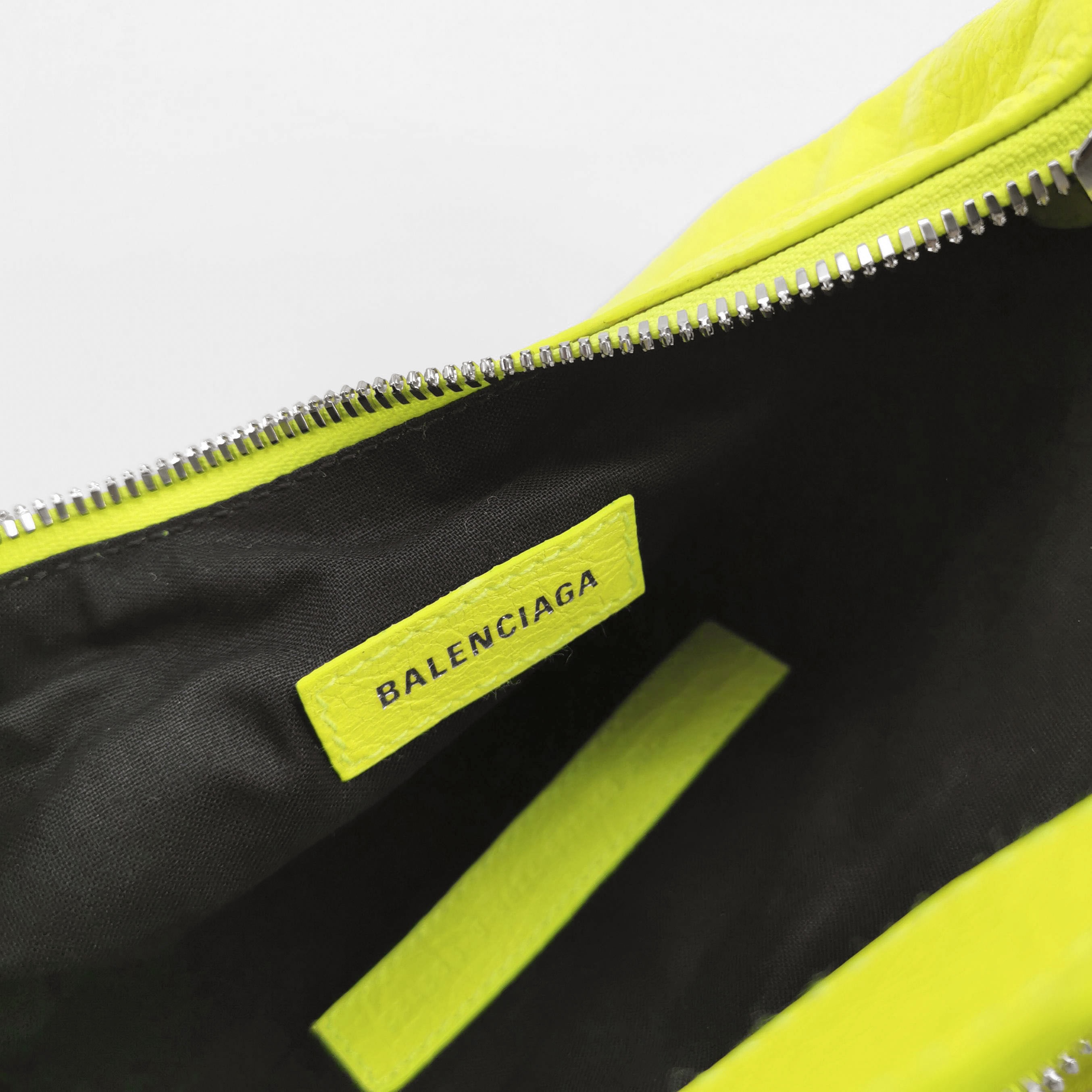 Balenciaga Le Cagole Giant Studs Shoulder Bag Leather XS — photo 8 of 23
