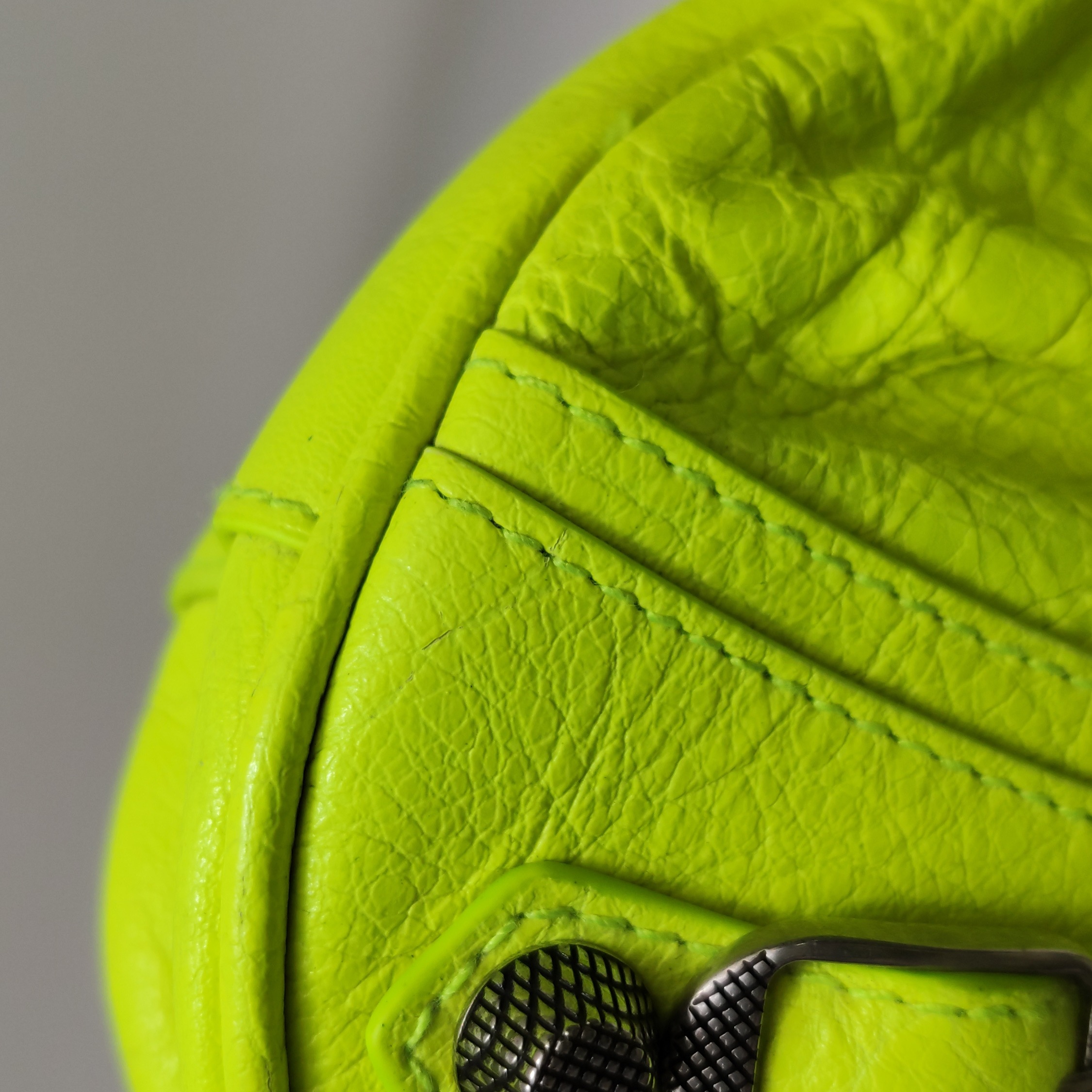 Balenciaga Le Cagole Giant Studs Shoulder Bag Leather XS — photo 10 of 23