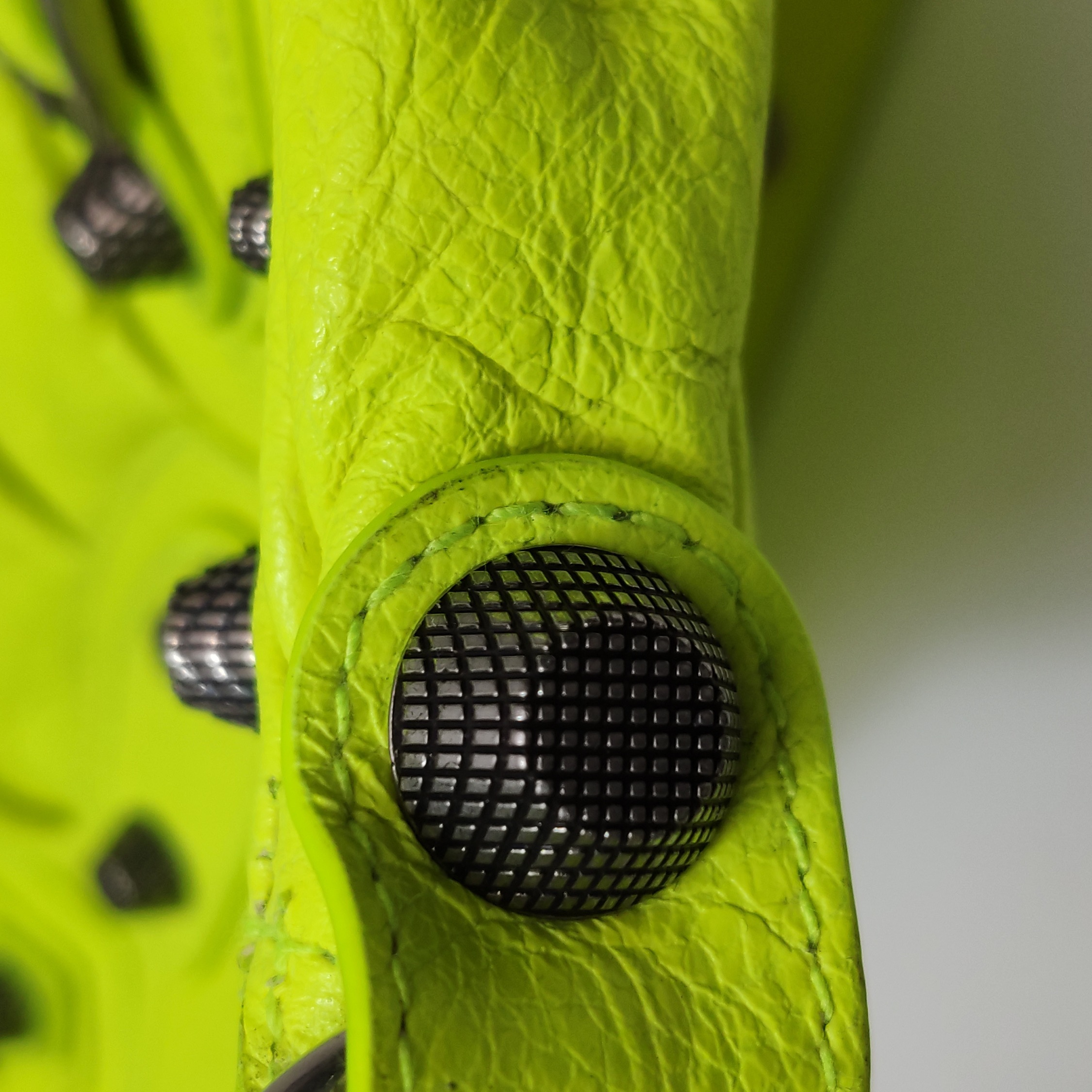 Balenciaga Le Cagole Giant Studs Shoulder Bag Leather XS — photo 12 of 23