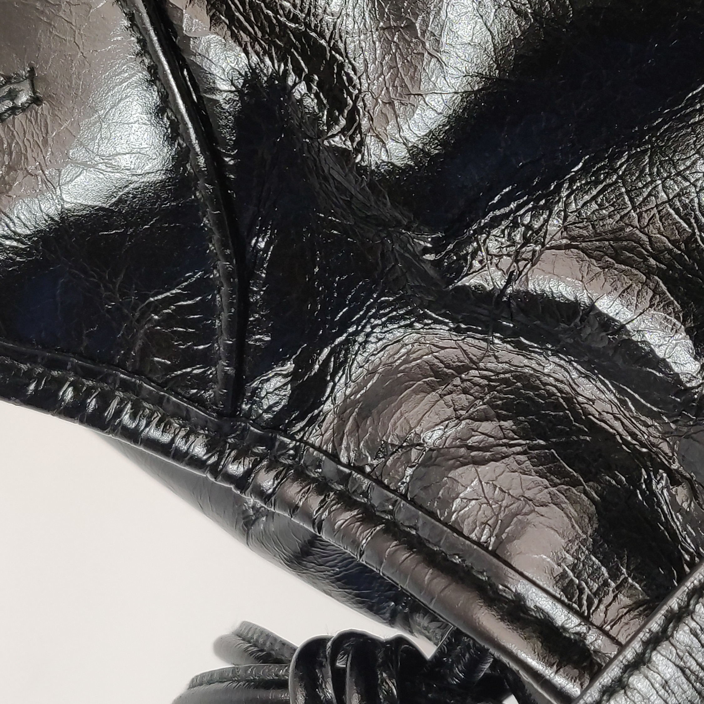 Prada Bonnie Handbag Vitello Shine Medium — photo 15 of 18