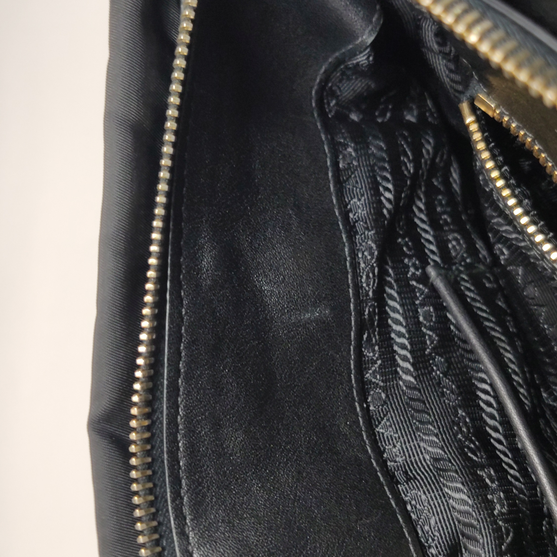 PRADA Shoulder Bag Cowhide leather And Tessuto — photo 17 of 24