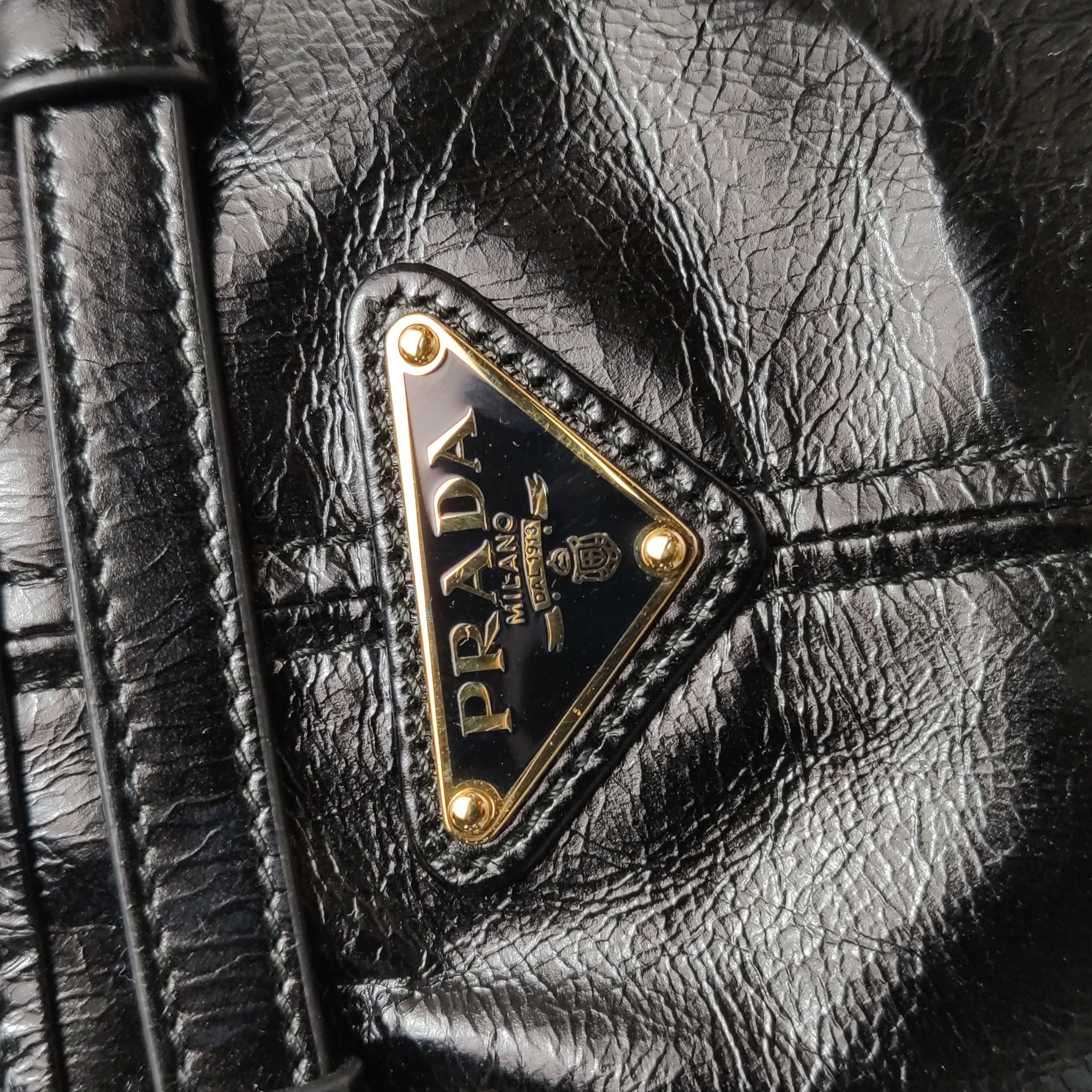 Prada Bonnie Handbag Cowhide leather Small — photo 14 of 17