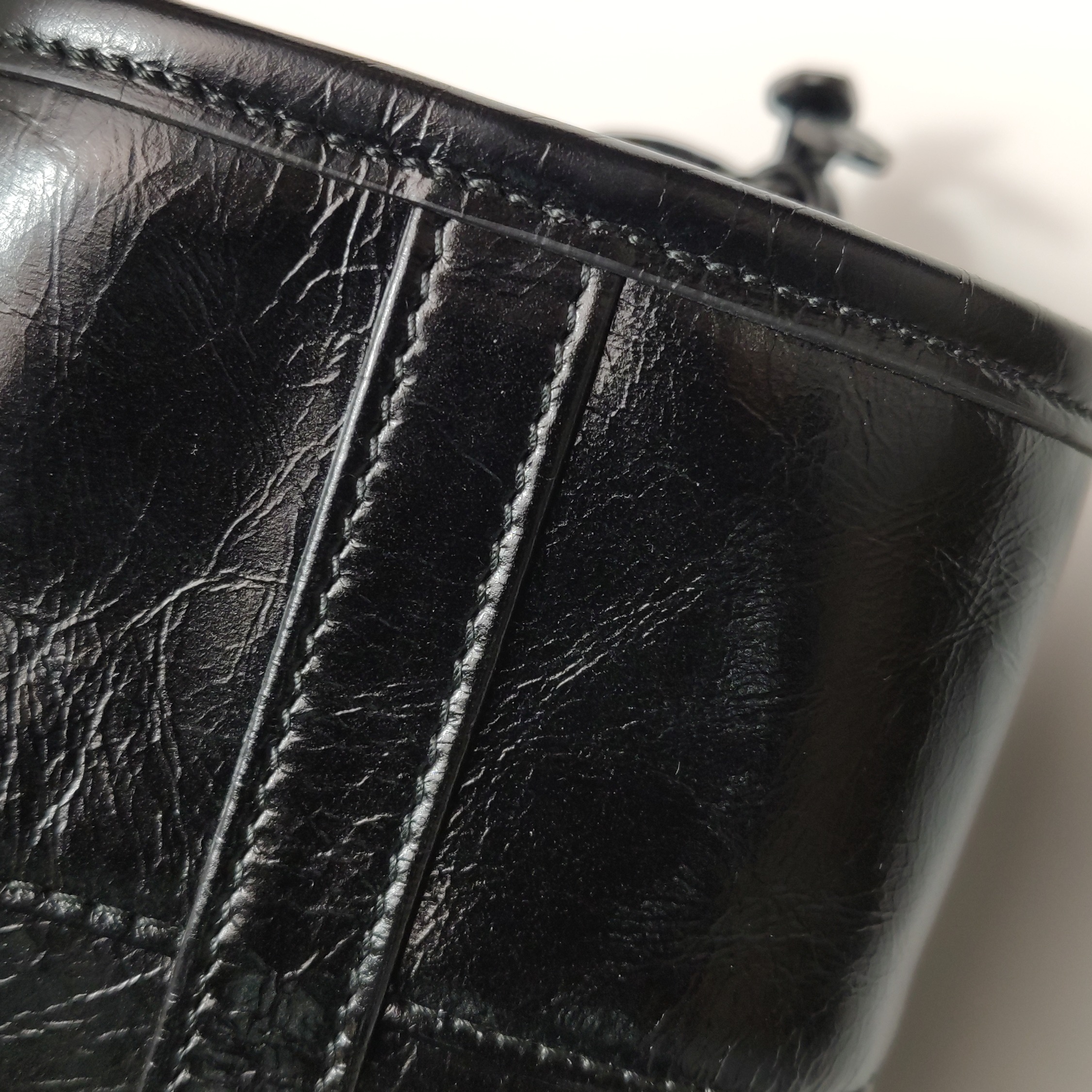 Prada Bonnie Handbag Cowhide leather Small — photo 13 of 17