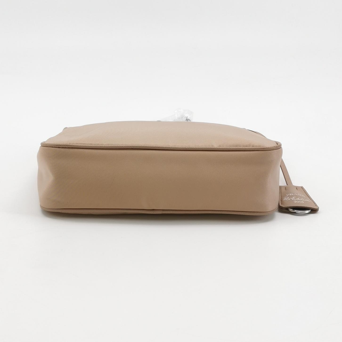 PRADA Re-Edition 2005 Hobo Tessuto with Saffiano Leather Mini — photo 6 of 22