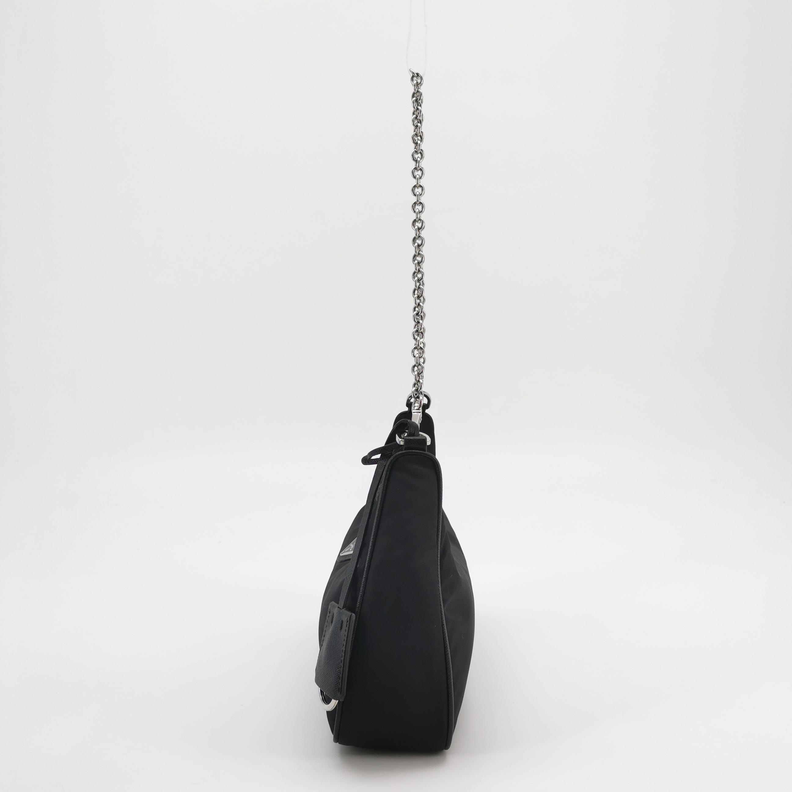 PRADA Re-Edition 2005 Shoulder Bag Tessuto Small — photo 3 of 16