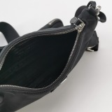 PRADA Re-Edition 2005 Shoulder Bag Tessuto Small — thumbnail 9