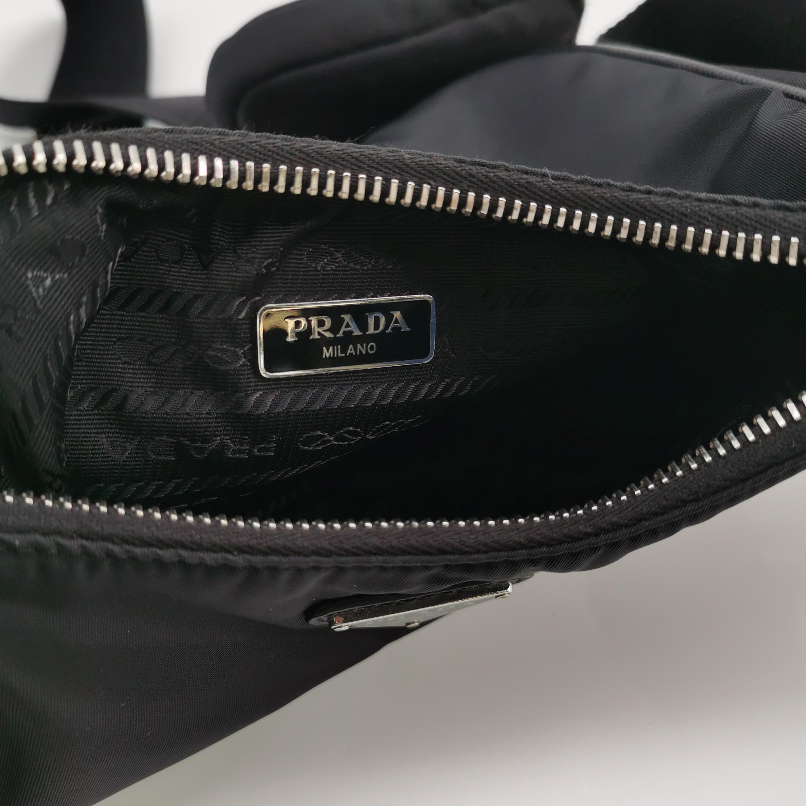 PRADA Re-Edition 2005 Shoulder Bag Tessuto Small — photo 10 of 16
