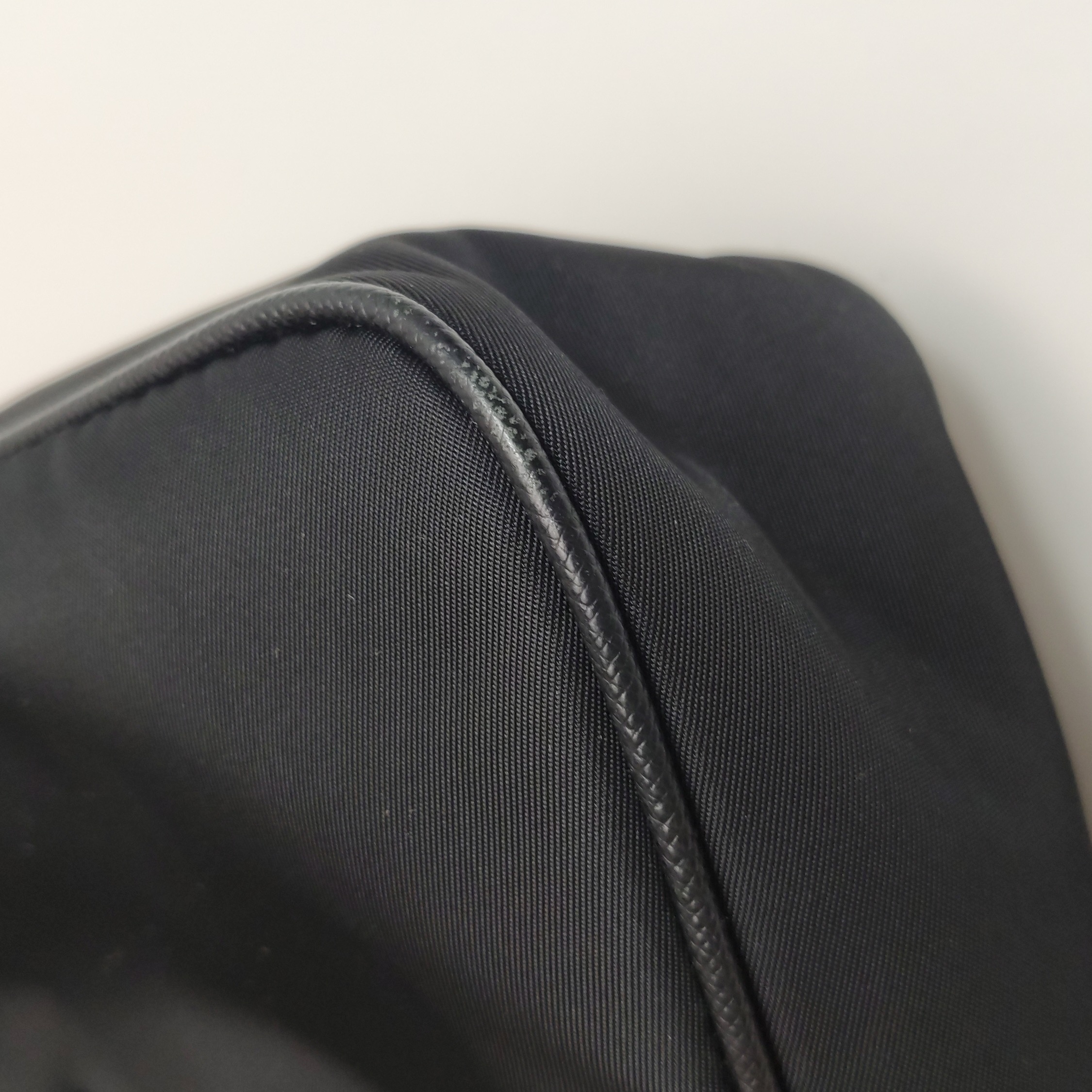 PRADA Re-Edition 2005 Shoulder Bag Tessuto Small — photo 13 of 16