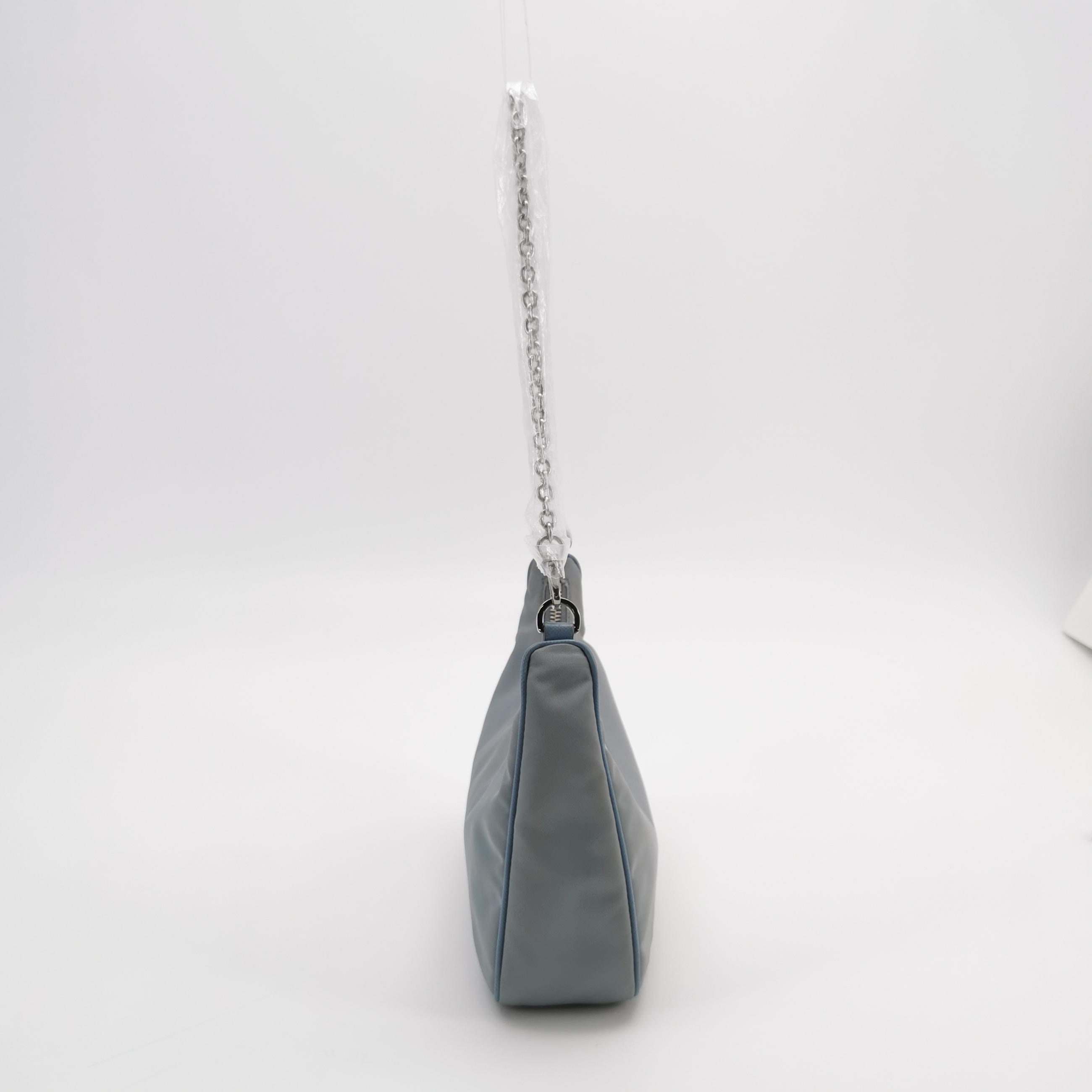 PRADA Re-Edition Shoulder Bag Tessuto Mini — photo 3 of 26