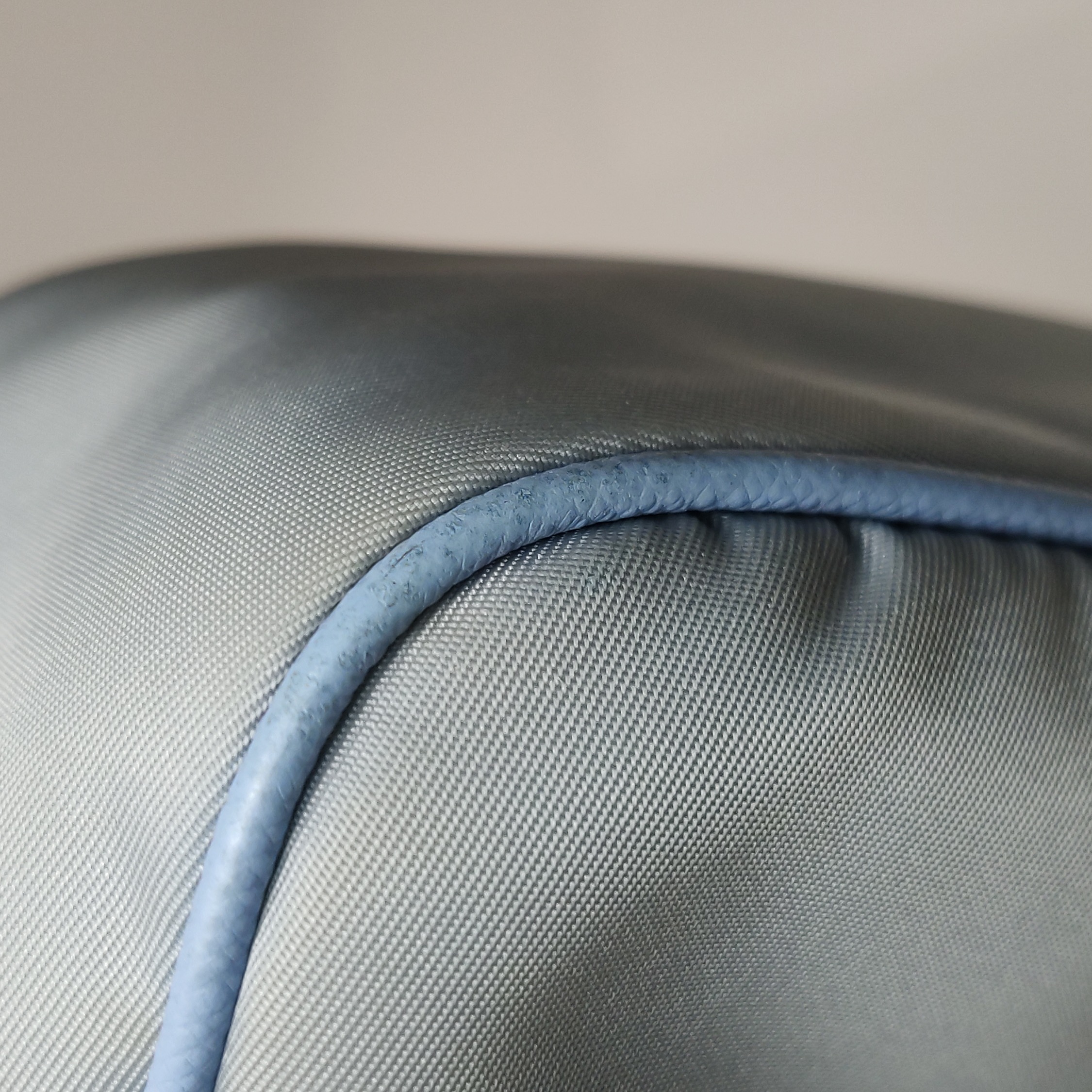 PRADA Re-Edition Shoulder Bag Tessuto Mini — photo 22 of 26
