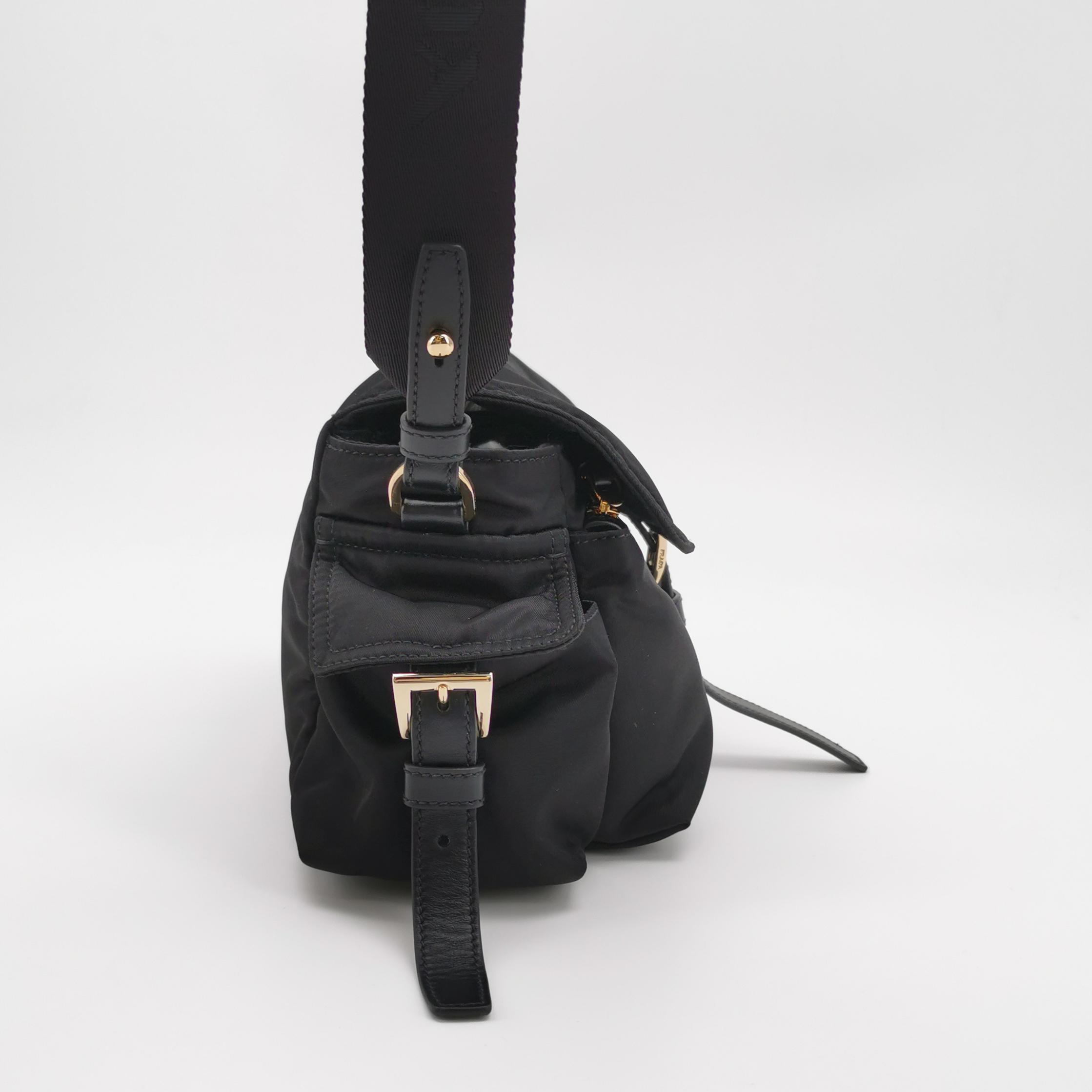 Prada Explore Shoulder Bag Re-Nylon Medium — photo 4 of 18