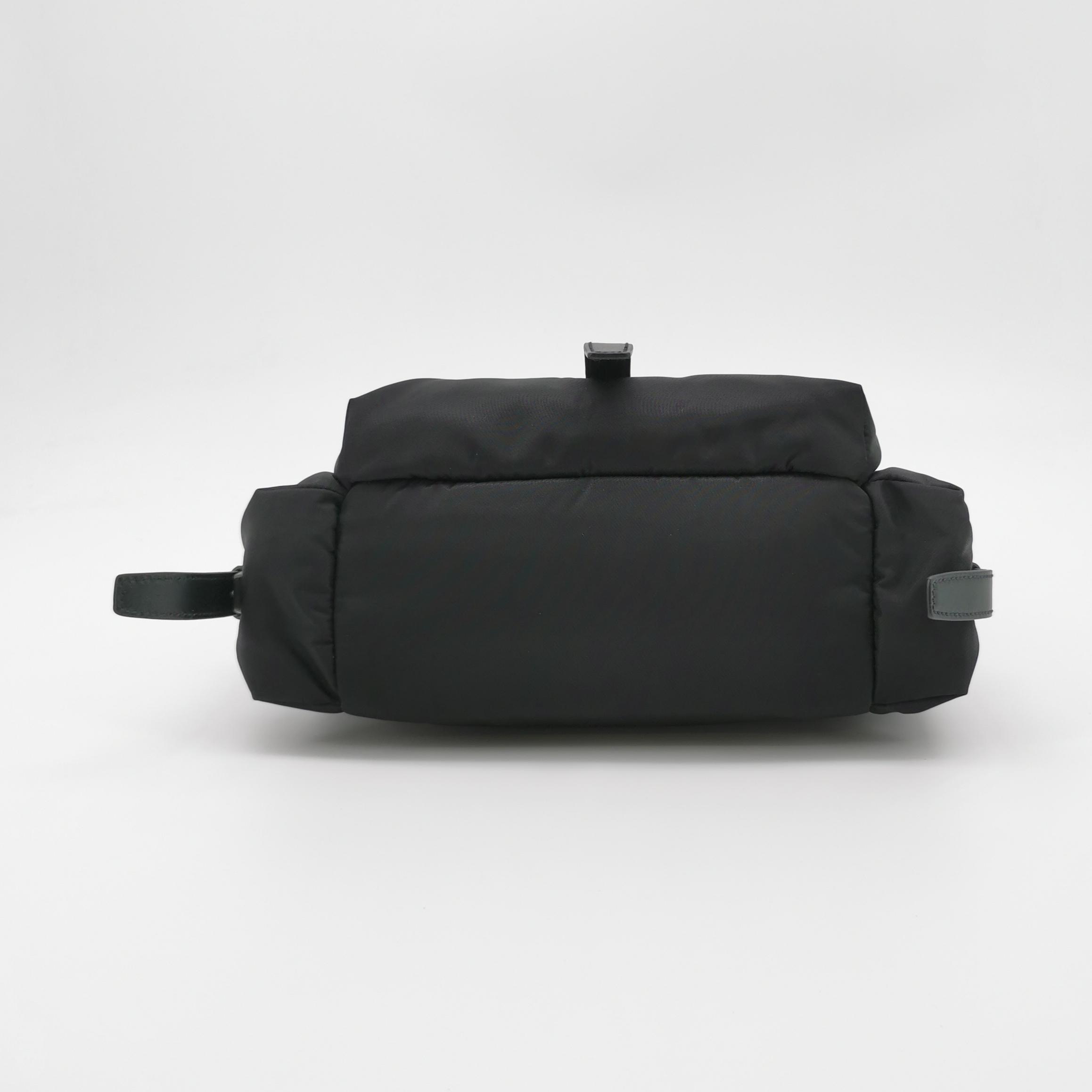 Prada Explore Shoulder Bag Re-Nylon Medium — photo 6 of 18