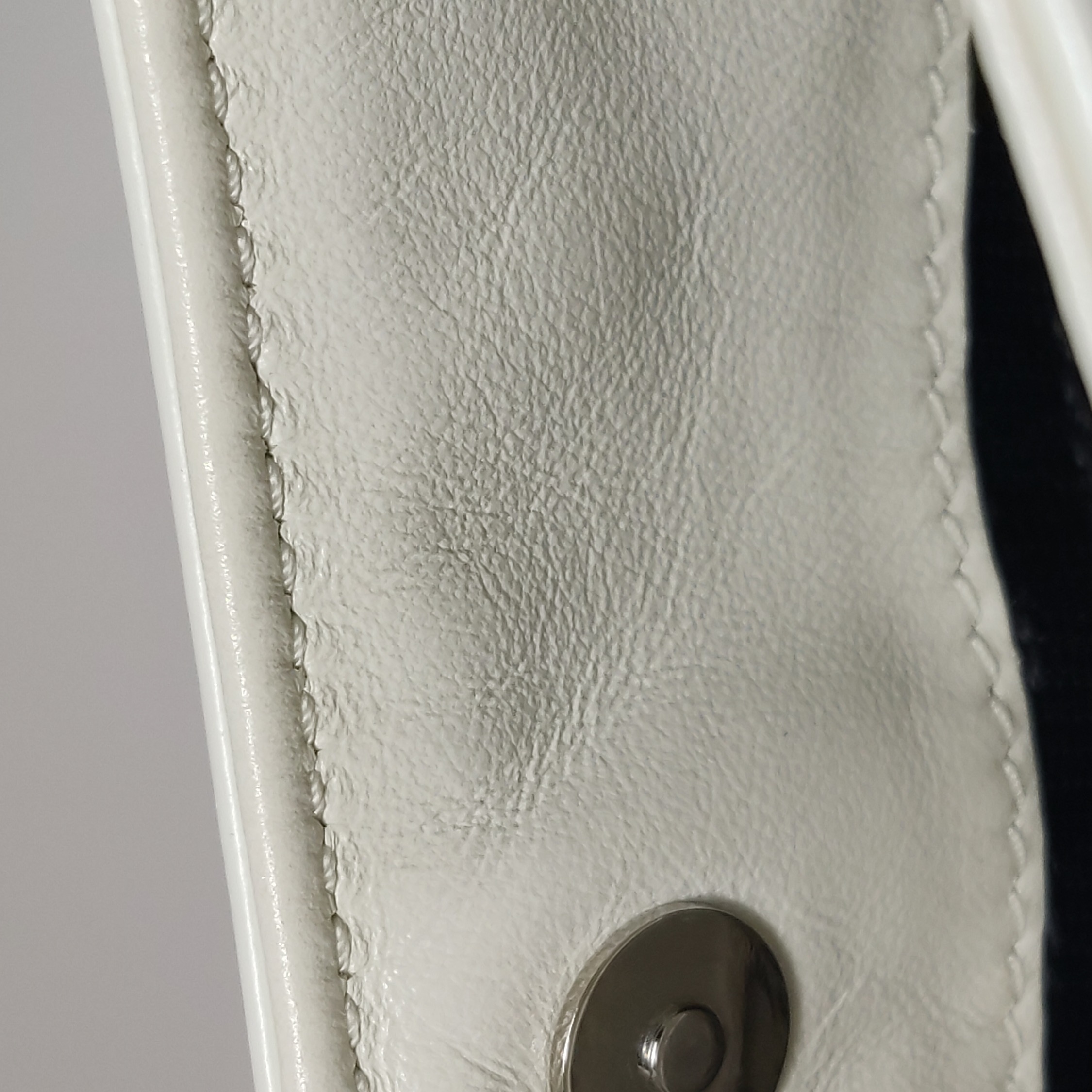 PRADA Cleo Shoulder Bag Spazzolato Leather Medium — photo 9 of 17
