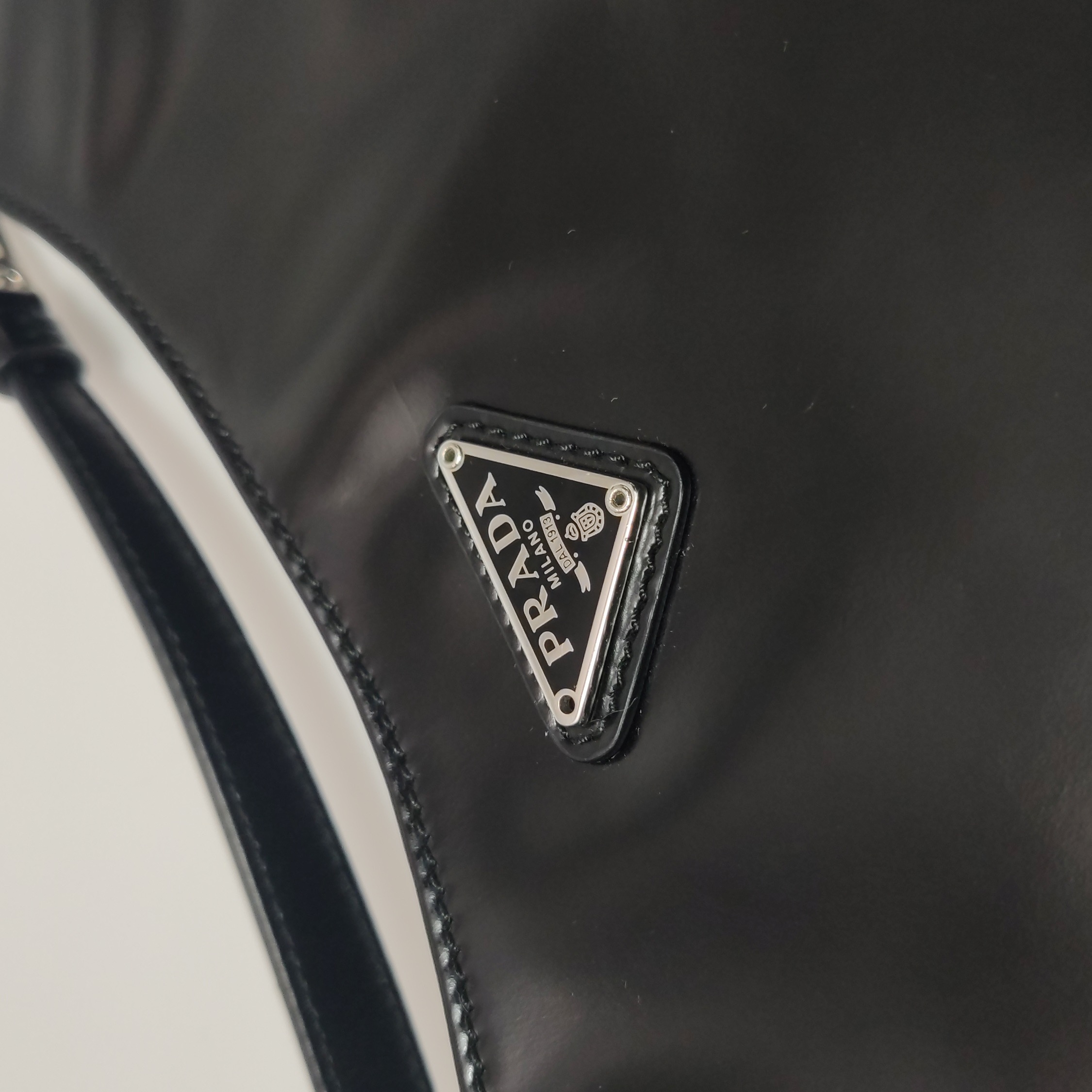 PRADA Cleo Shoulder Bag Spazzolato Leather Medium — photo 10 of 18
