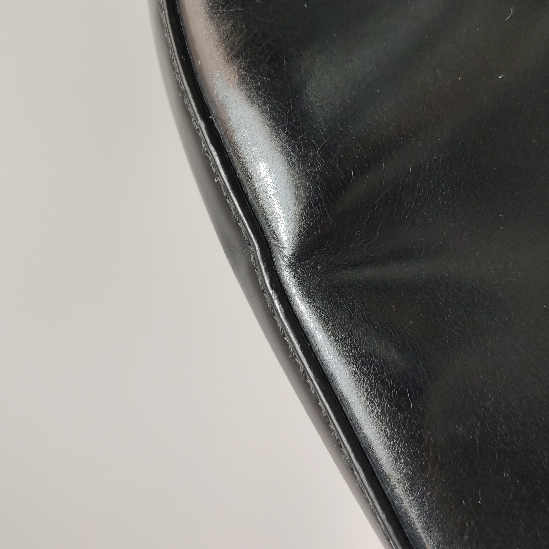 PRADA Cleo Shoulder Bag Spazzolato Leather Medium — photo 14 of 21