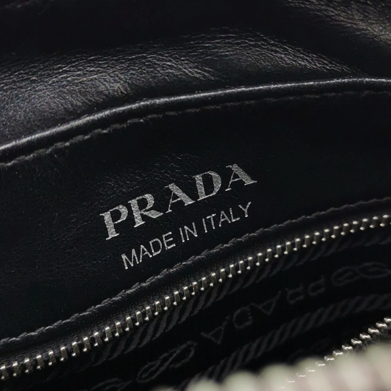 Prada Camera Bag Diagramme Quilted Leather — photo 8 of 18