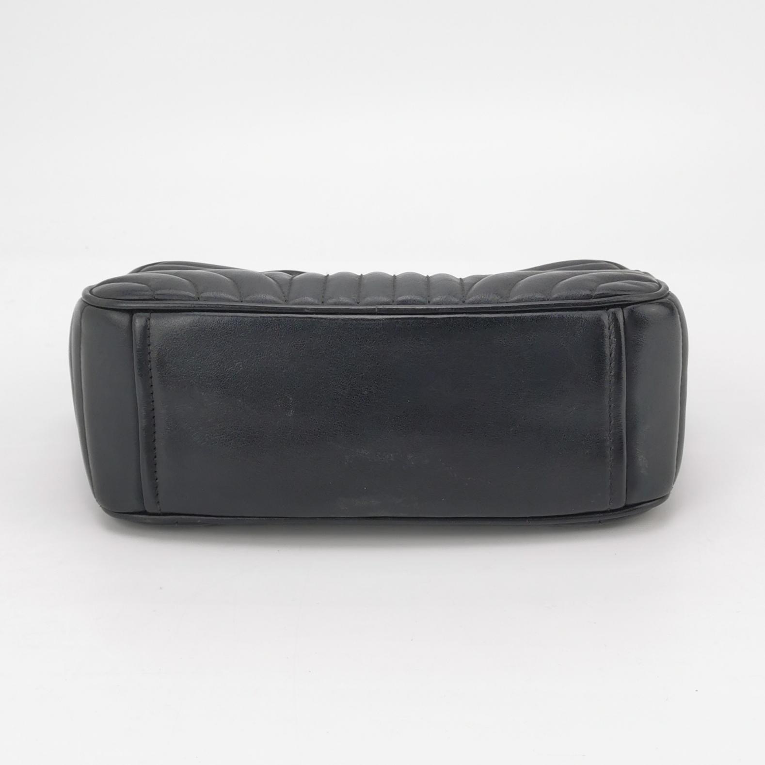 Prada Camera Bag Diagramme Quilted Leather — photo 6 of 21