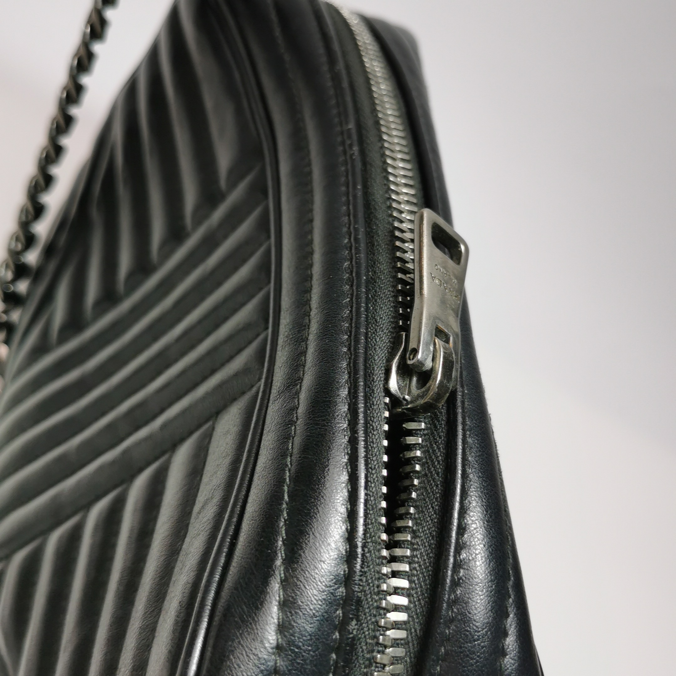 Prada Camera Bag Diagramme Quilted Leather — photo 18 of 21