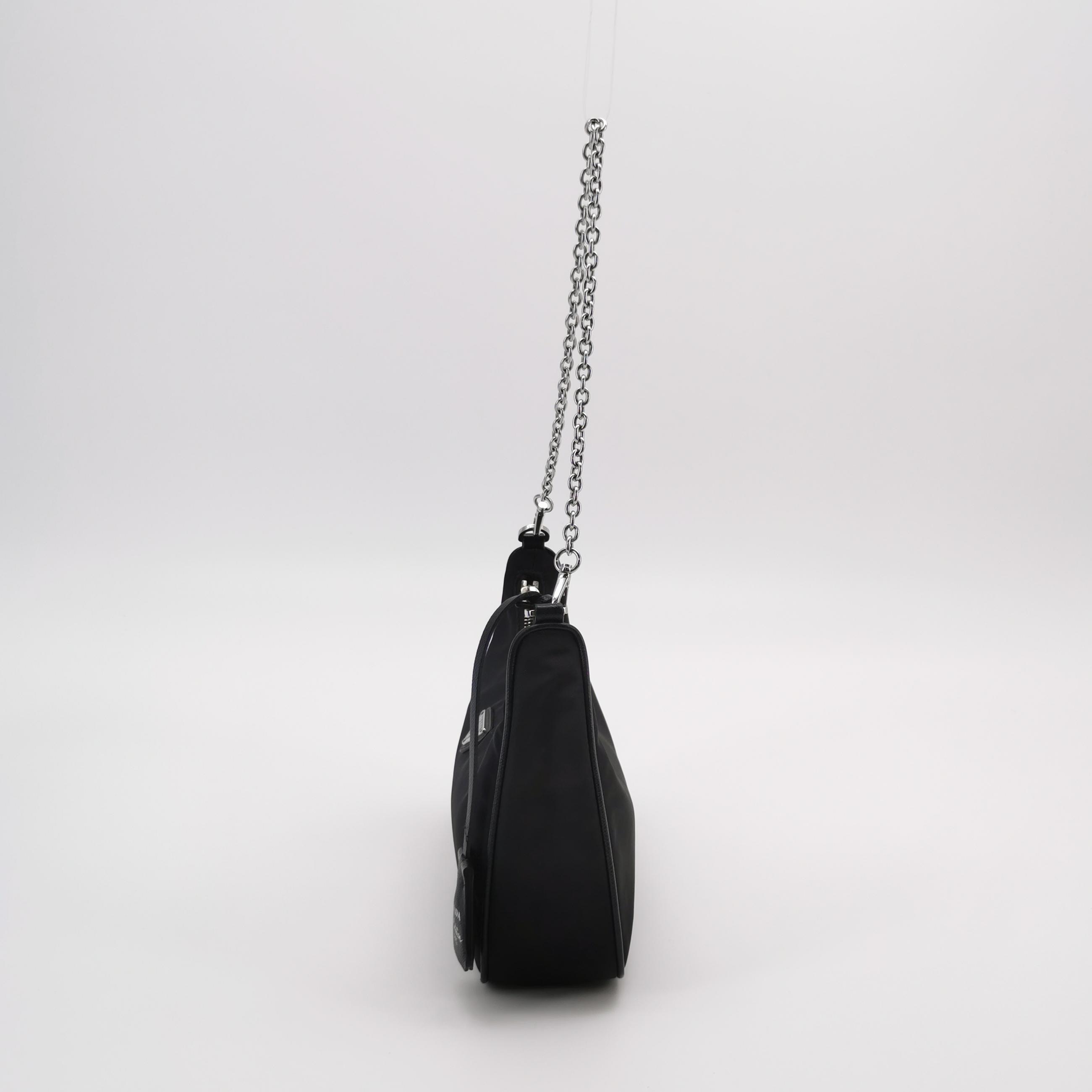 Prada Re-Edition 2005 Shoulder Bag Tessuto Small — photo 5 of 22