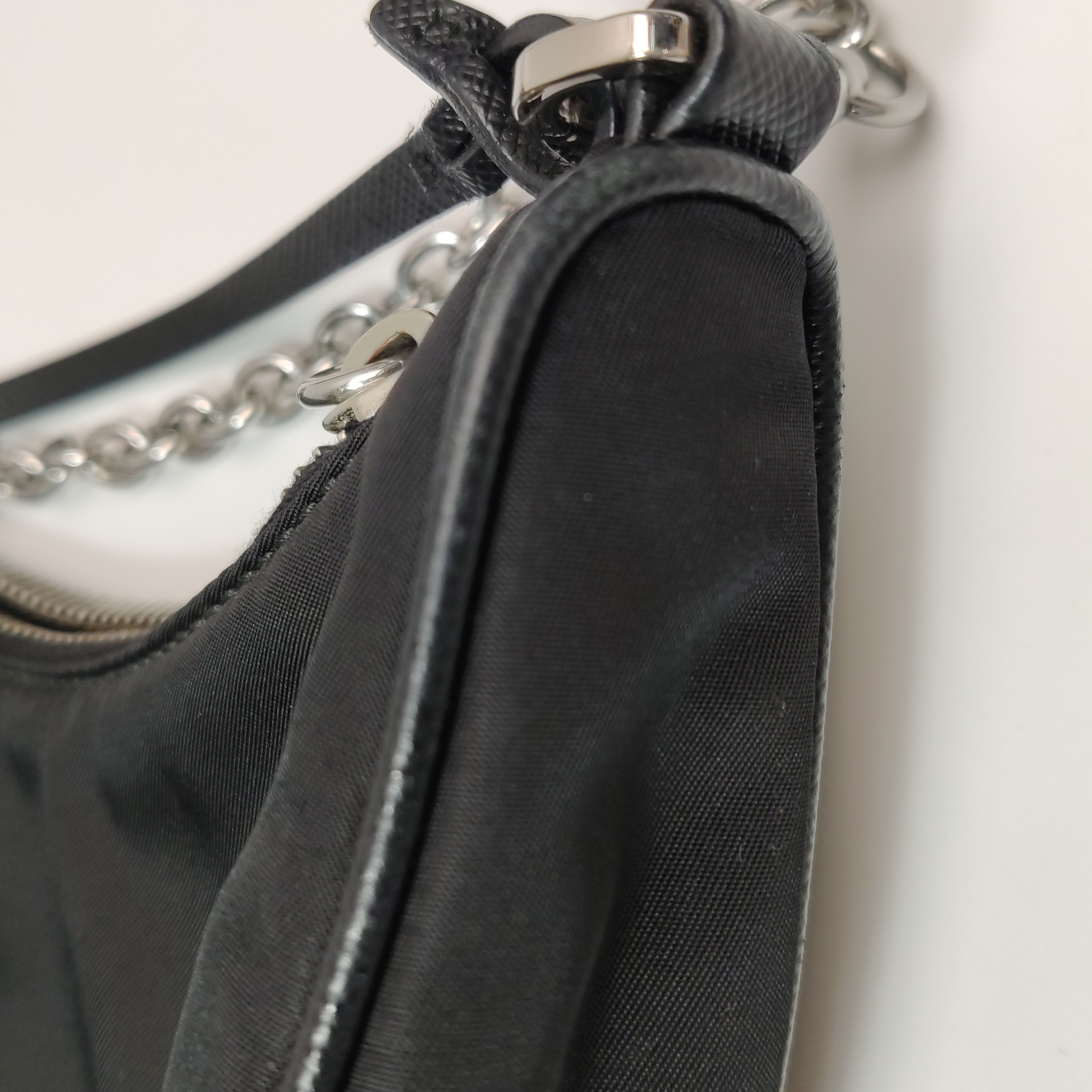 Prada Re-Edition 2005 Shoulder Bag Tessuto Small — photo 17 of 22
