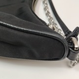 Prada Re-Edition 2005 Shoulder Bag Tessuto Small — thumbnail 17