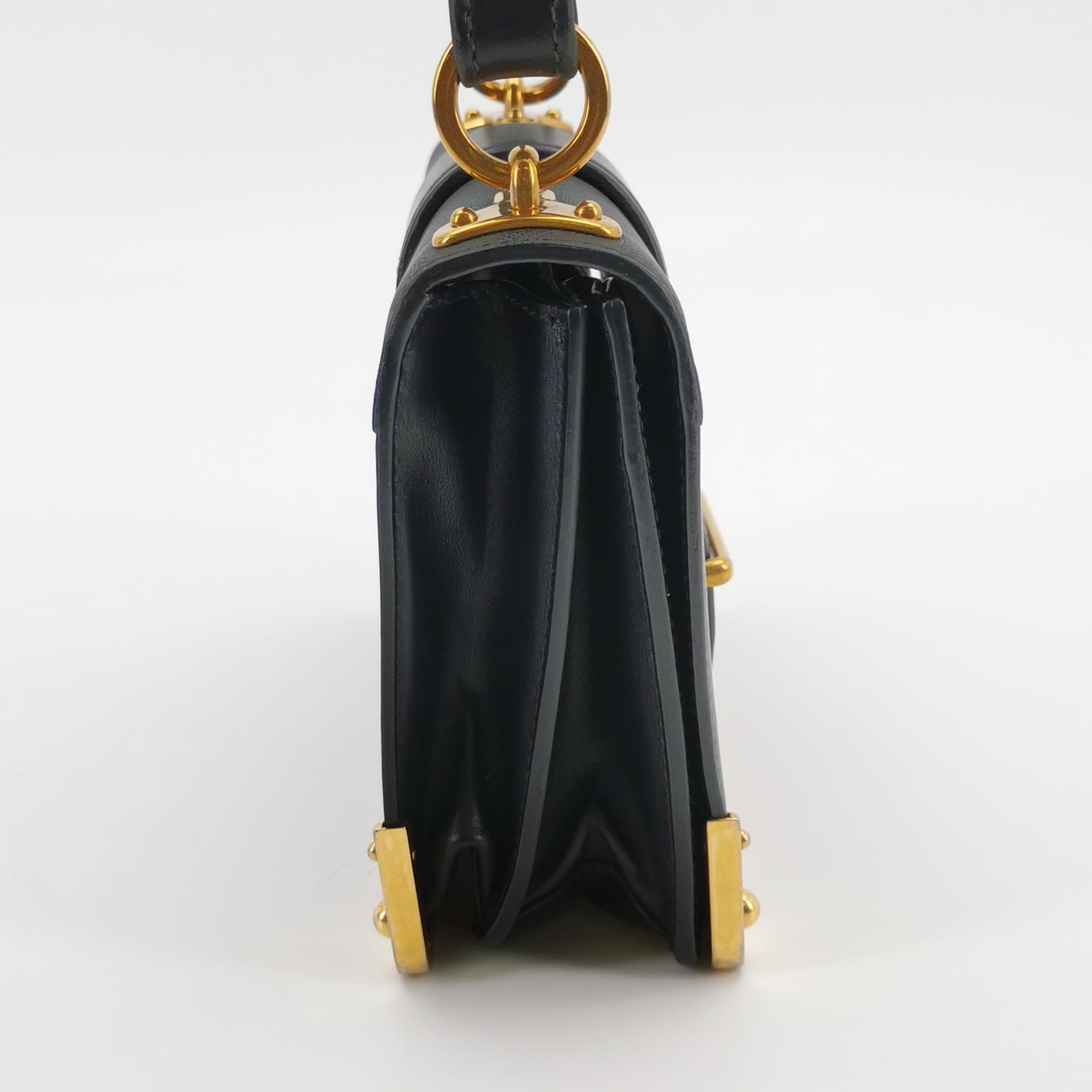 Prada Cahier Crossbody Bag Leather and Saffiano Leather Small — photo 4 of 15