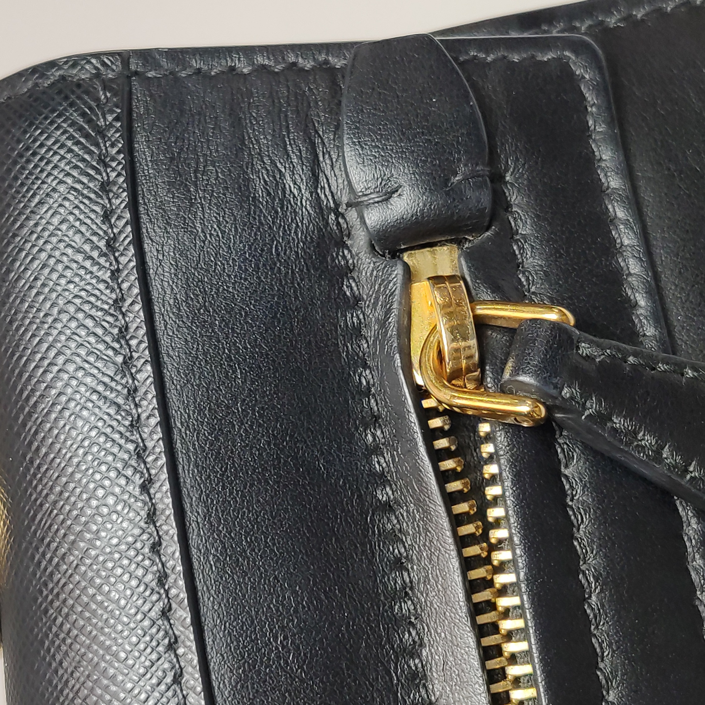 Prada Cahier Convertible Shoulder Bag City Calf and Saffiano — photo 17 of 18