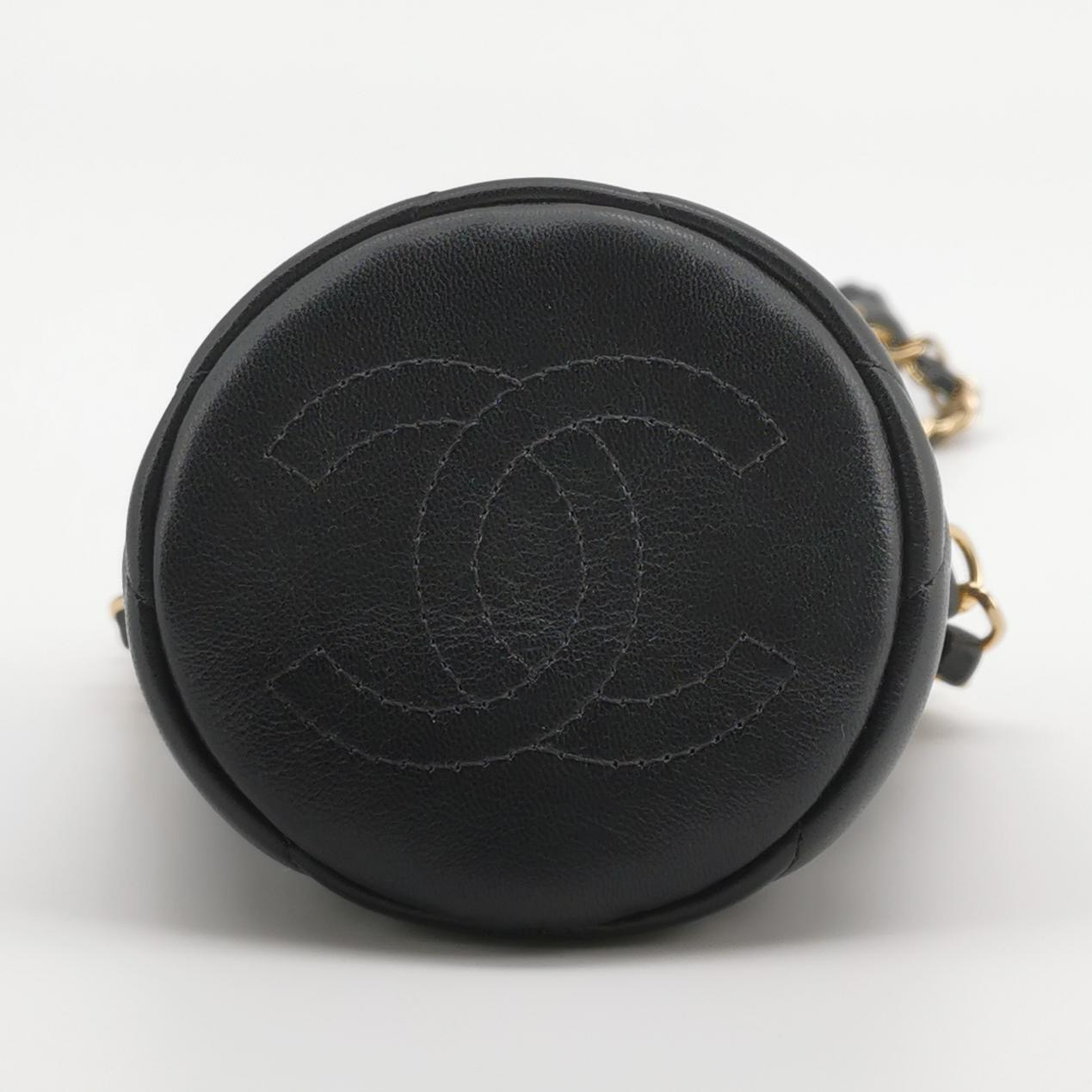 Chanel Drawstring Bucket Bag Quilted Caviar Mini — photo 6 of 14